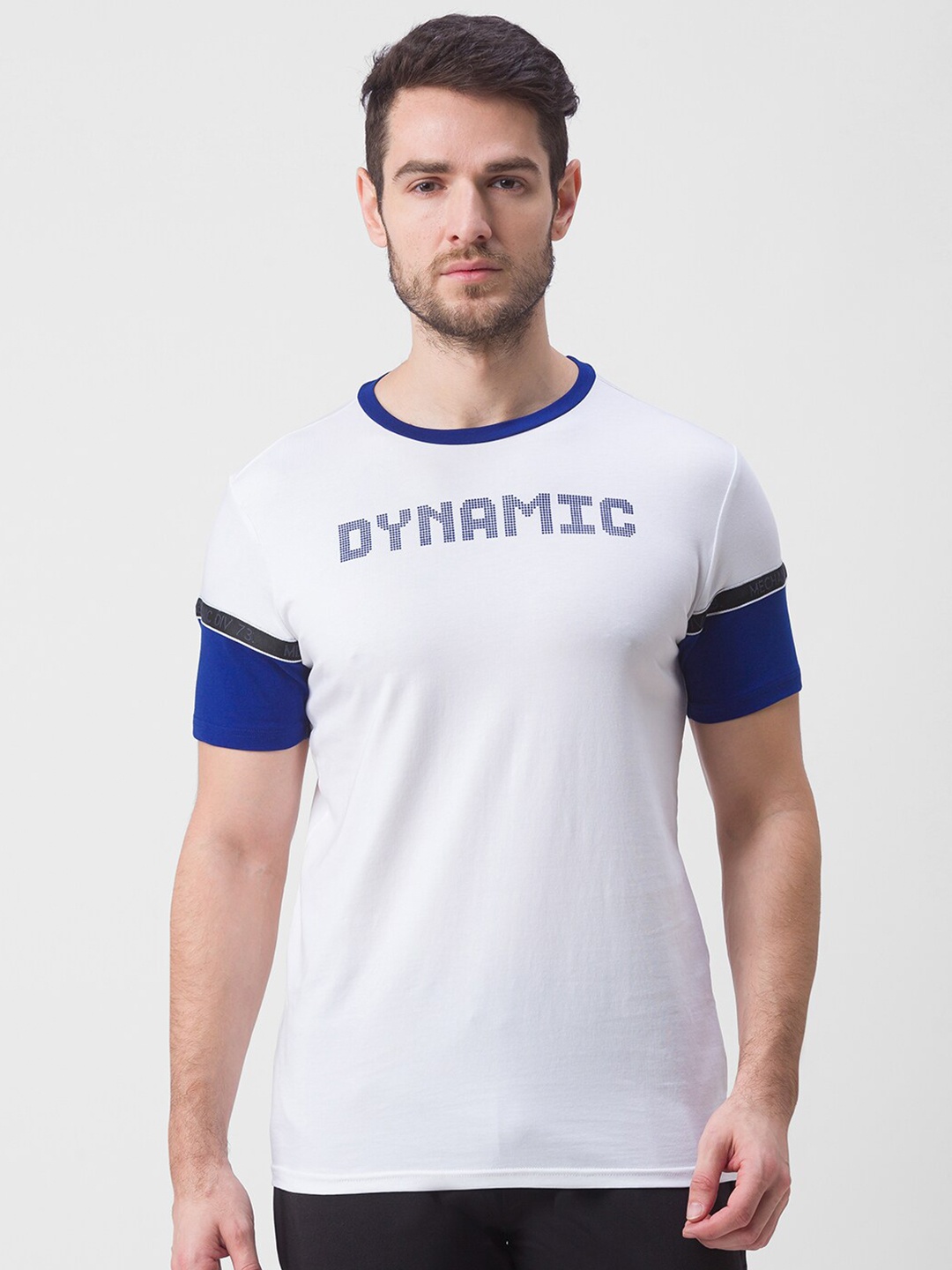 

Globus Men White Typography Printed Slim Fit Training or Gym T-shirt