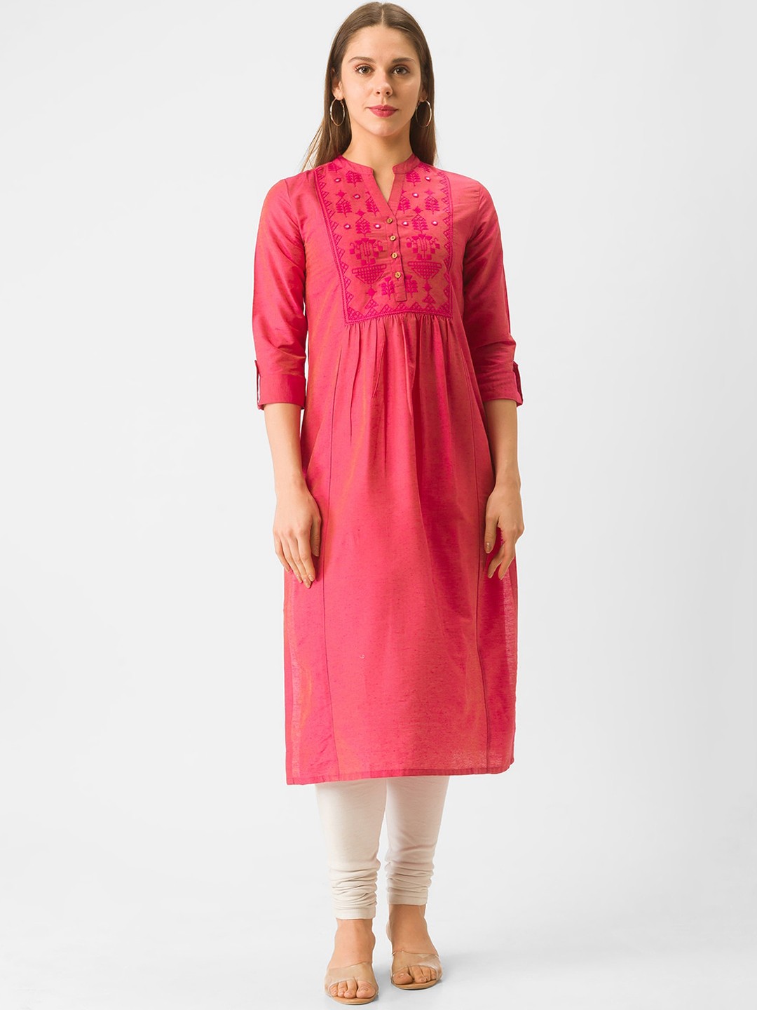 

Globus Women Pink Thread Work Kurta