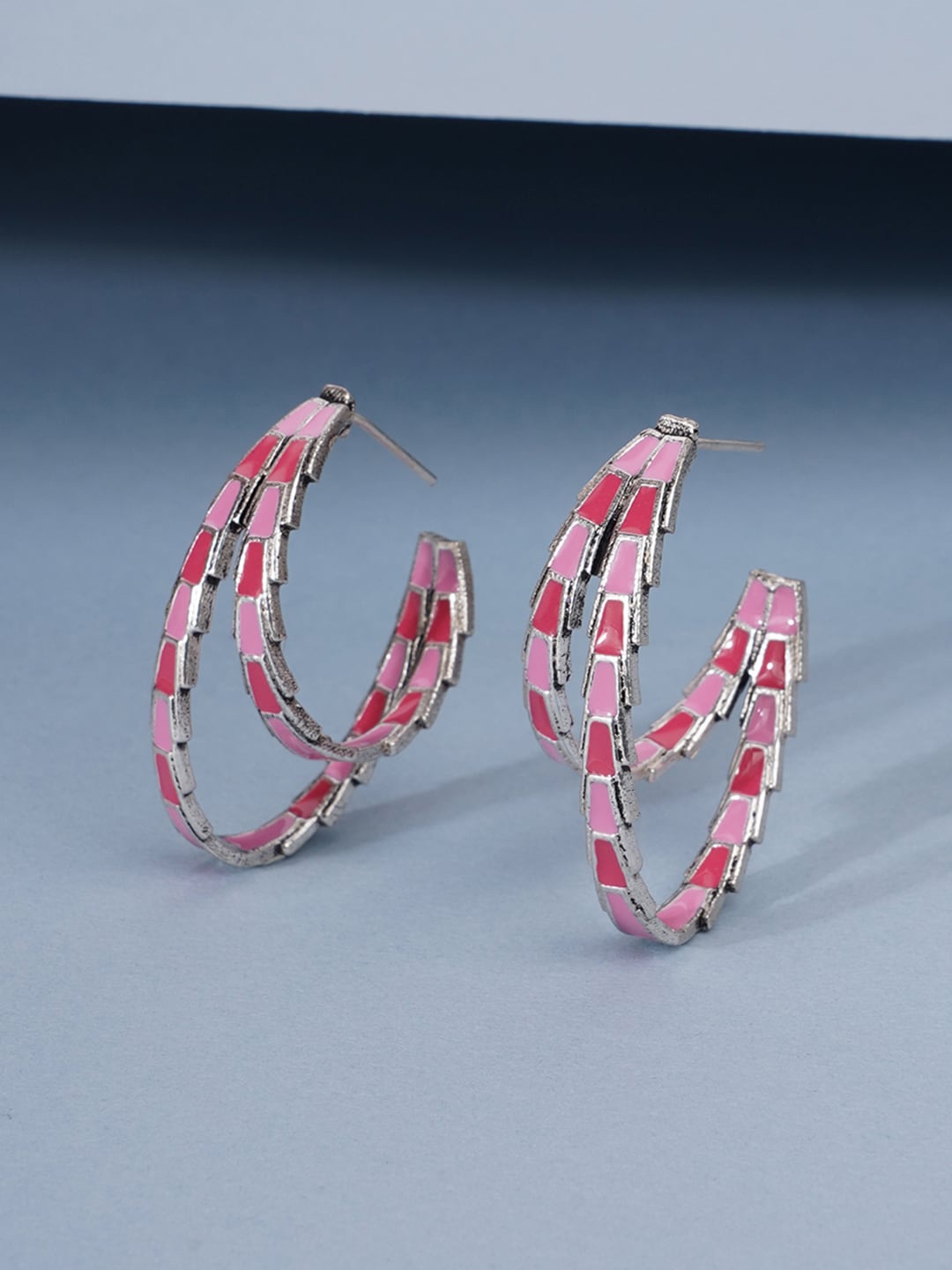 

Voylla Silver-Plated Geometric Hoop Earrings