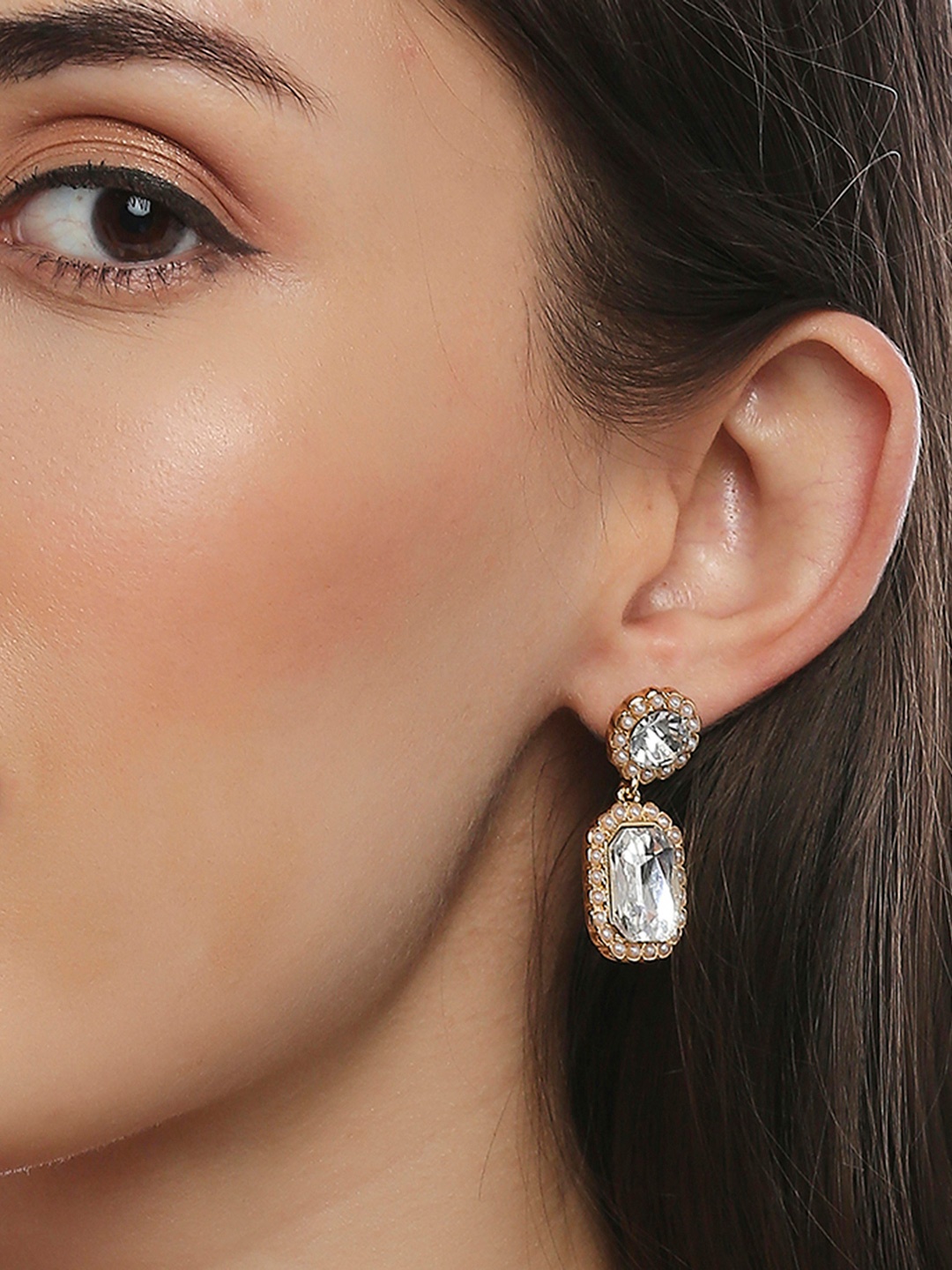 

Lilly & sparkle Gold-Toned & White Geometric Drop Earrings