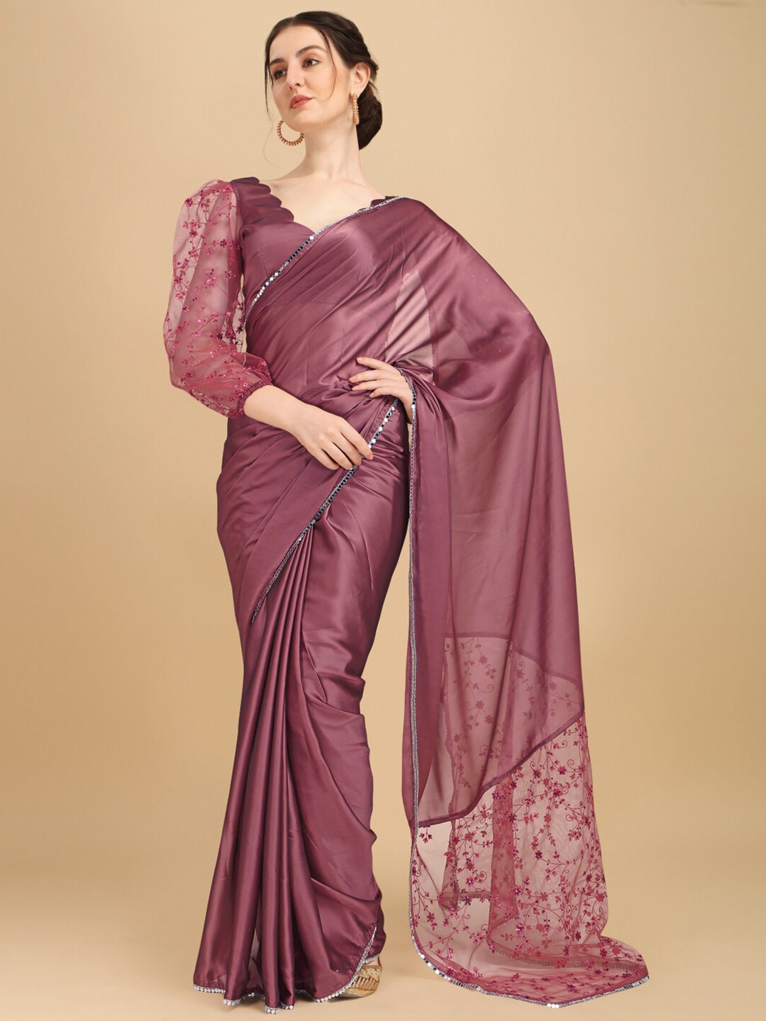 

Sangria Pink Floral Sequinned Silk Blend Saree