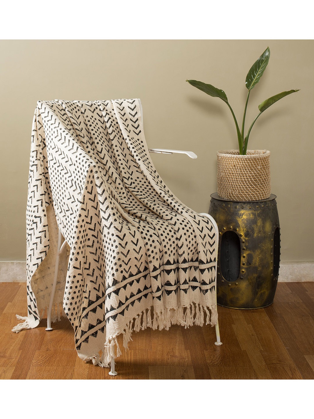

HANDICRAFT PALACE White & Black Block Printed Cotton Sofa Throw