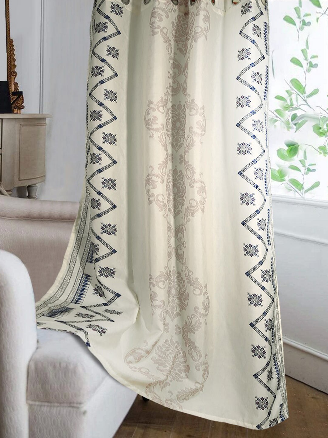 

Cortina Off White & Mauve Ethnic Motifs Long Door Curtain