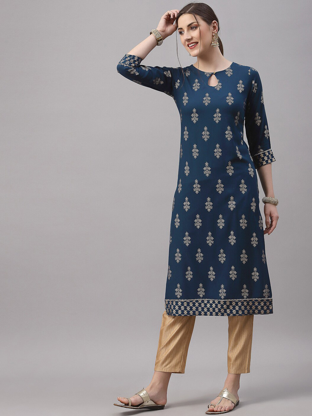 

SANISA Women Blue Floral Printed Flared Sleeves Kurta