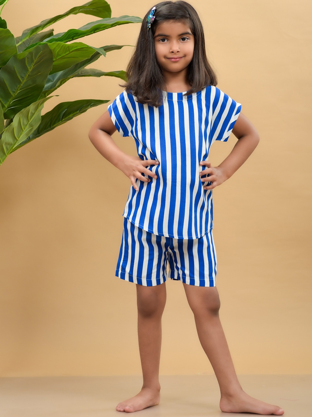 

misbis Girls Navy Blue & White Striped Night suit