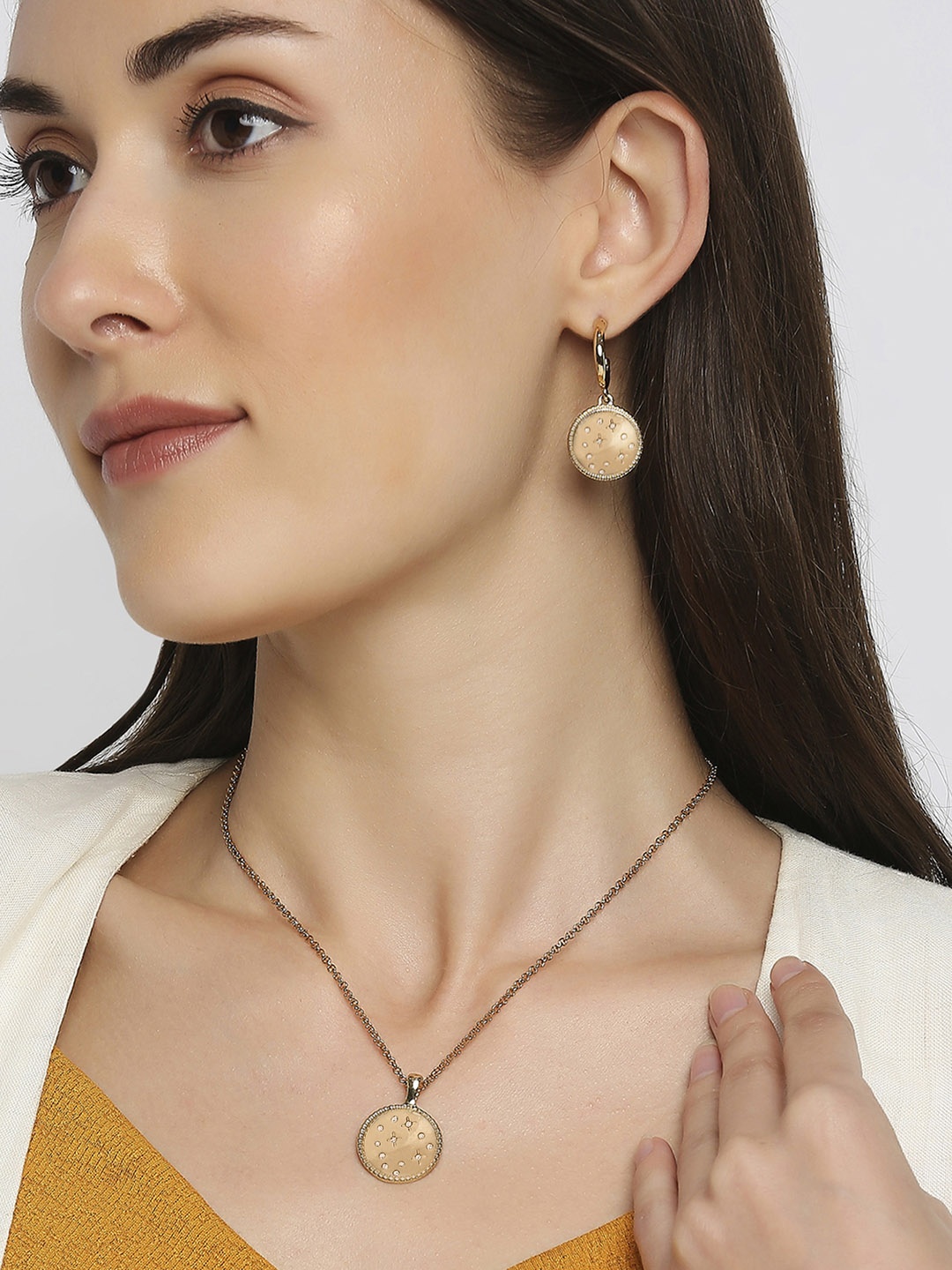 

Lilly & sparkle Gold-Plated Crystal-Studded Jewellery Set