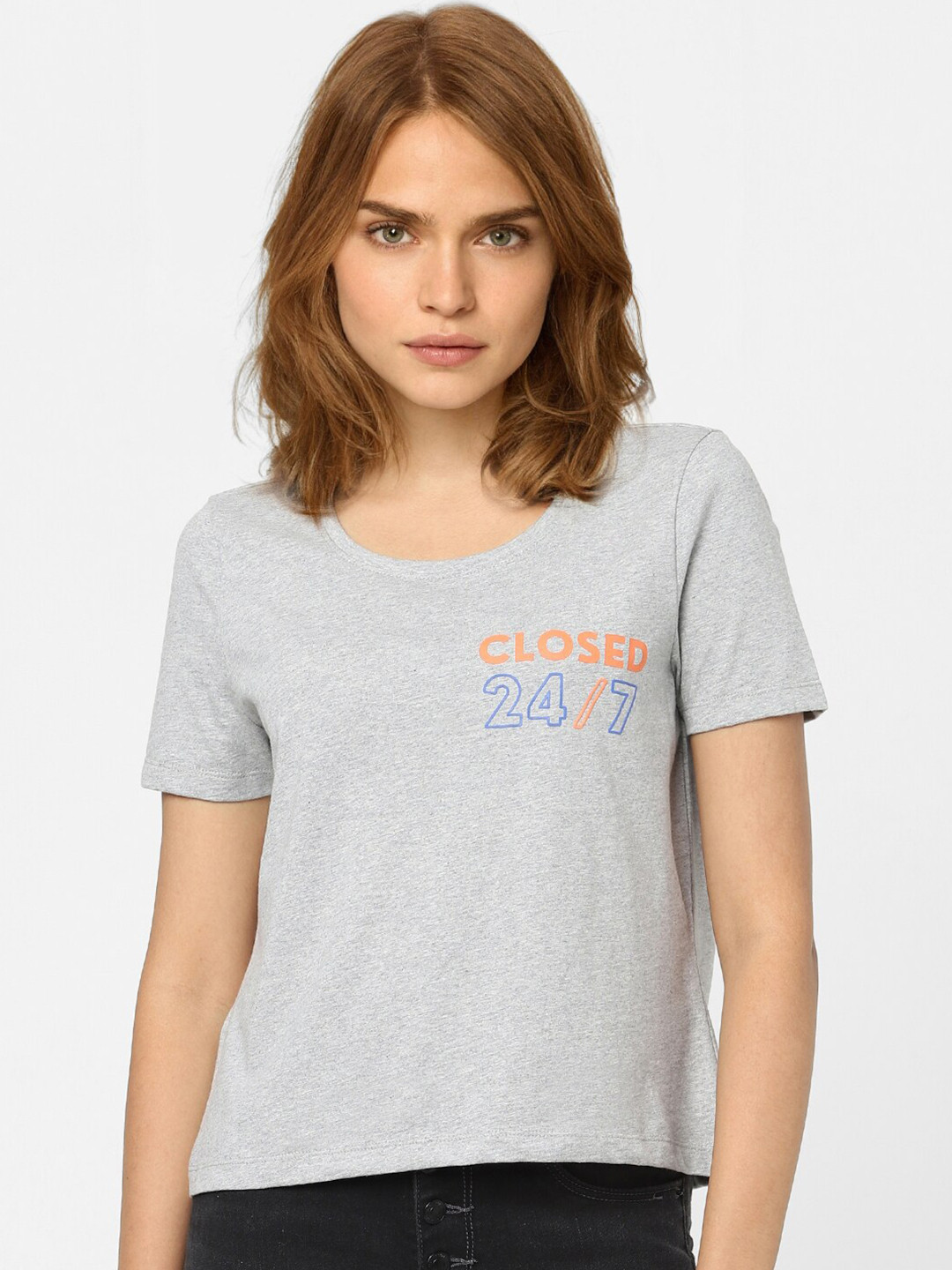 

Vero Moda Women Grey Typography Printed T-shirt