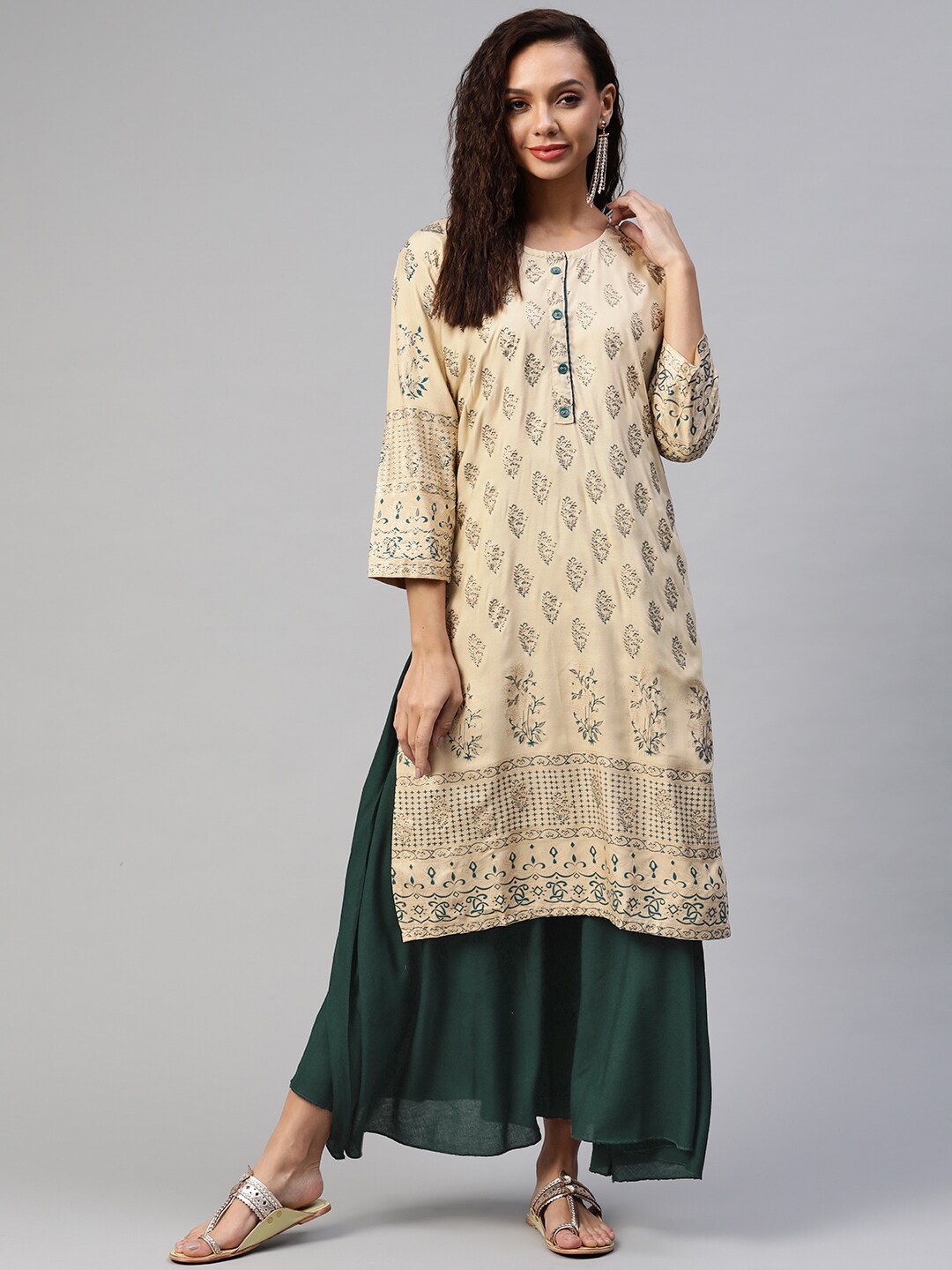 

Aarika Women Beige Floral Printed Cotton Kurta