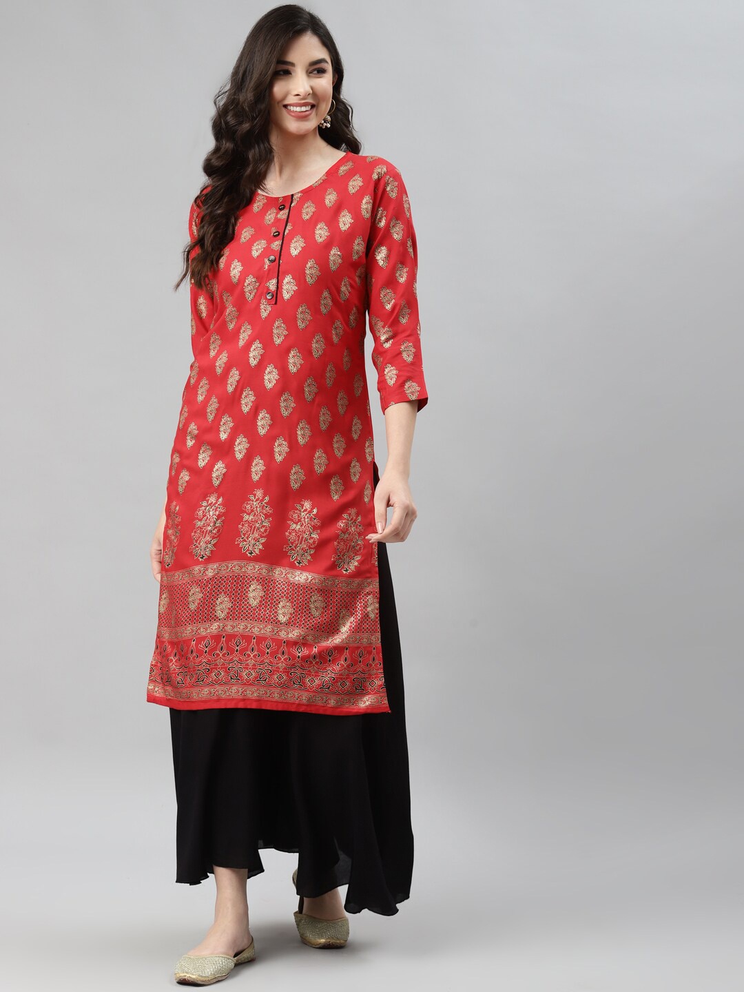 

Aarika Women Red & Gold-Toned Floral Printed Cotton Kurta