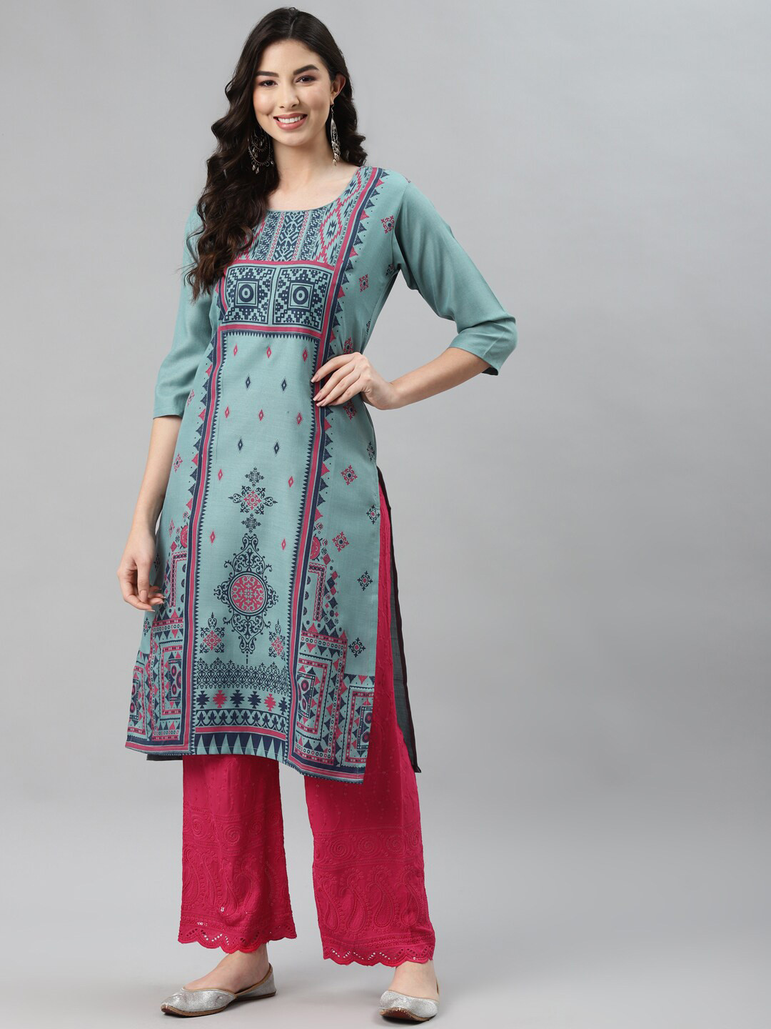 

Aarika Women Blue & Pink Ethnic Motifs Printed Straight Kurta