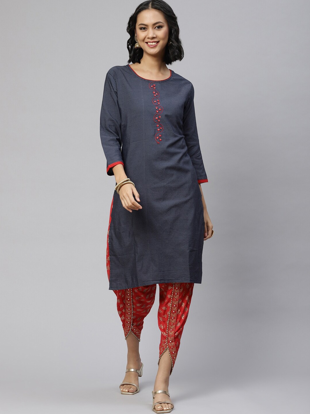 

Aarika Women Navy Blue Pure Cotton Striped Kurta