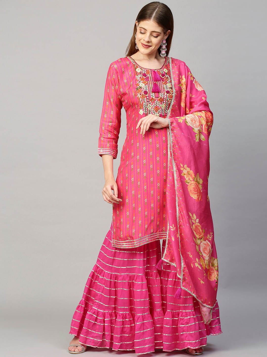 

FASHOR Women Fuchsia Printed Gotta Patti Kurta with Sharara & With Dupatta
