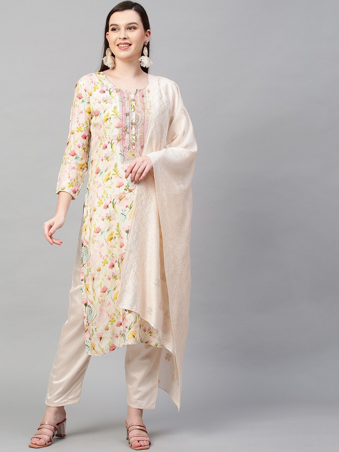 

FASHOR Women Off White Floral Printed Thread Work Kurta with Trousers & With Dupatta