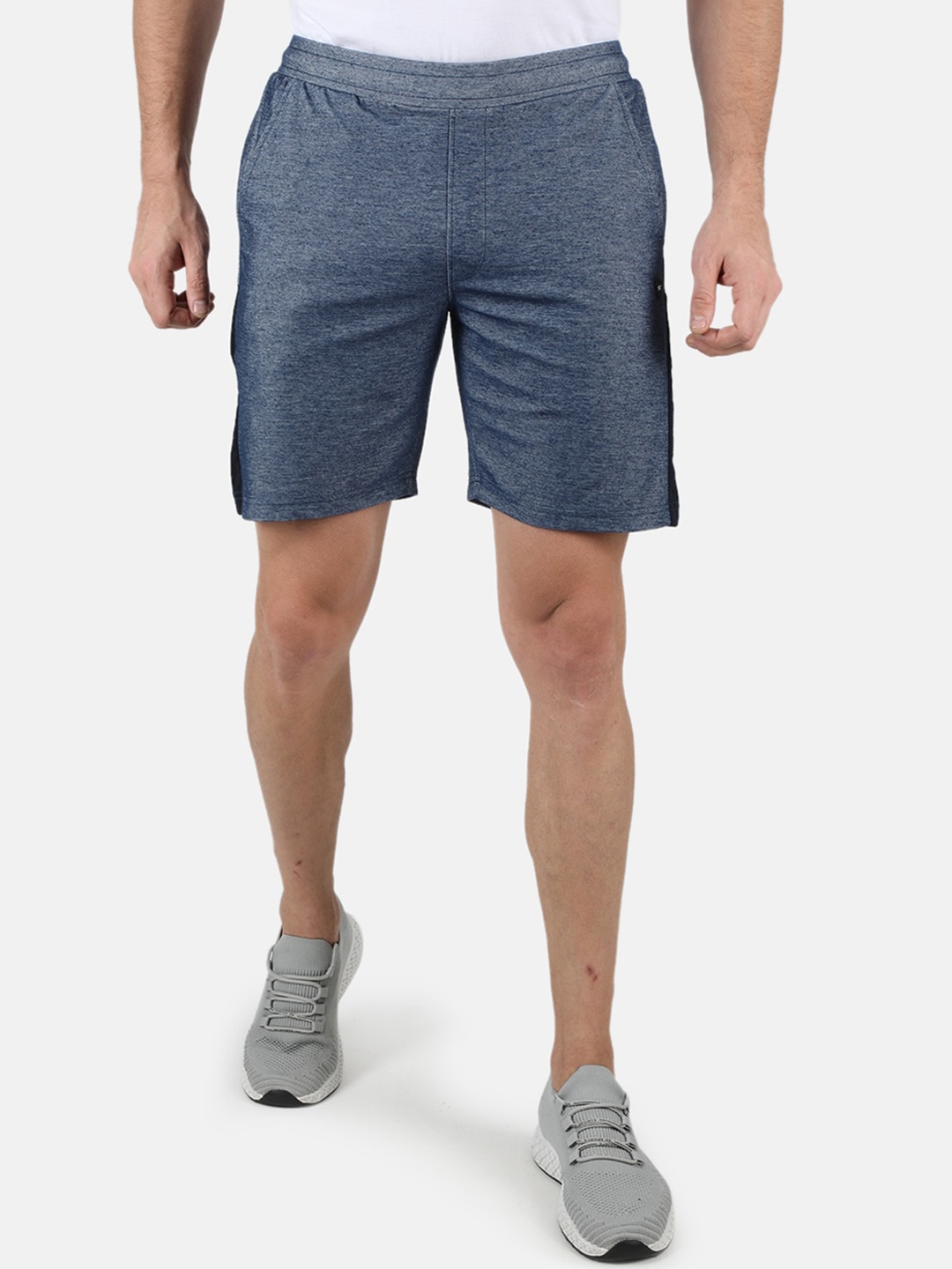 

Monte Carlo Men Blue Solid Shorts
