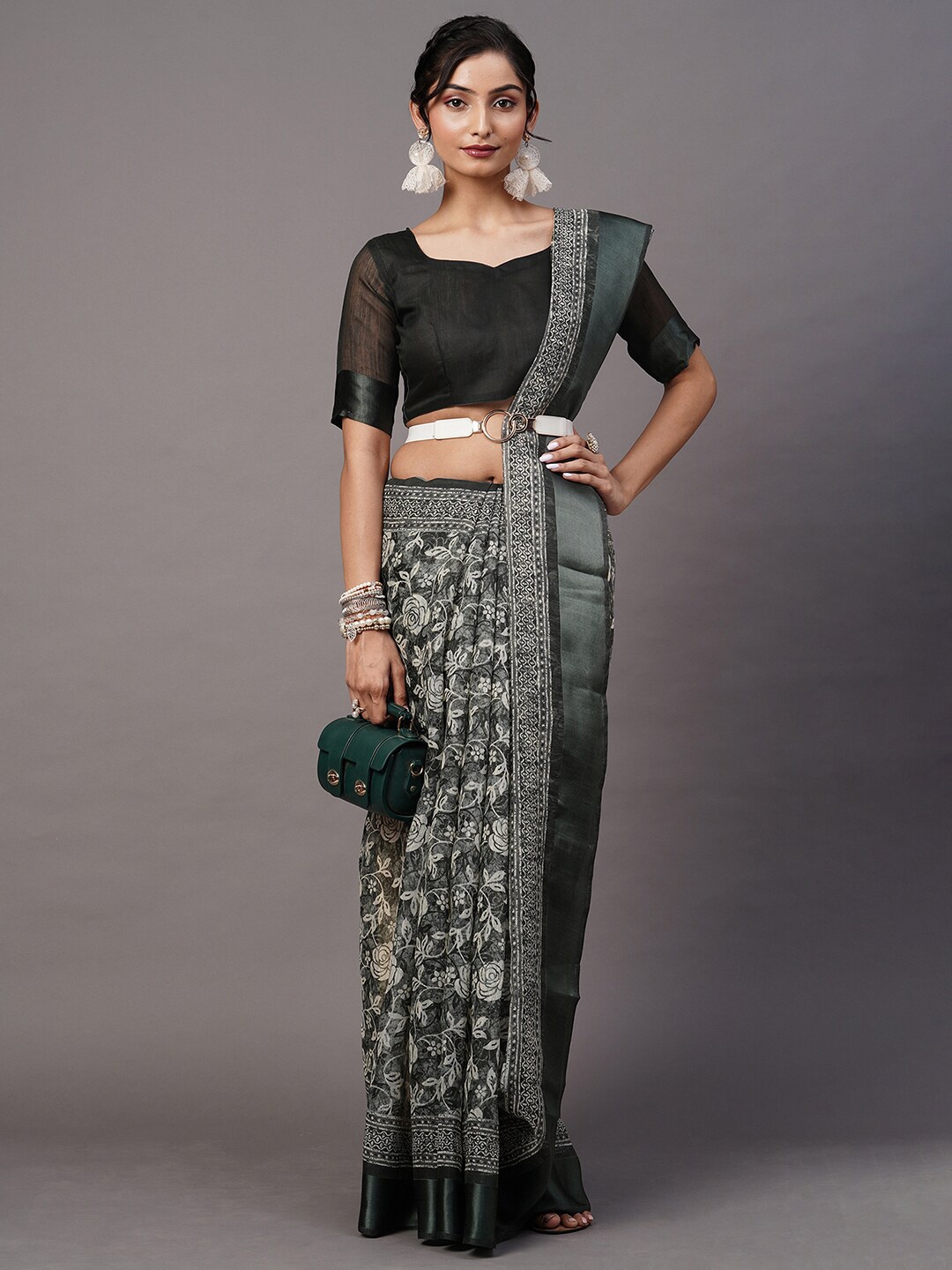 

Mitera Grey & White Batik Saree