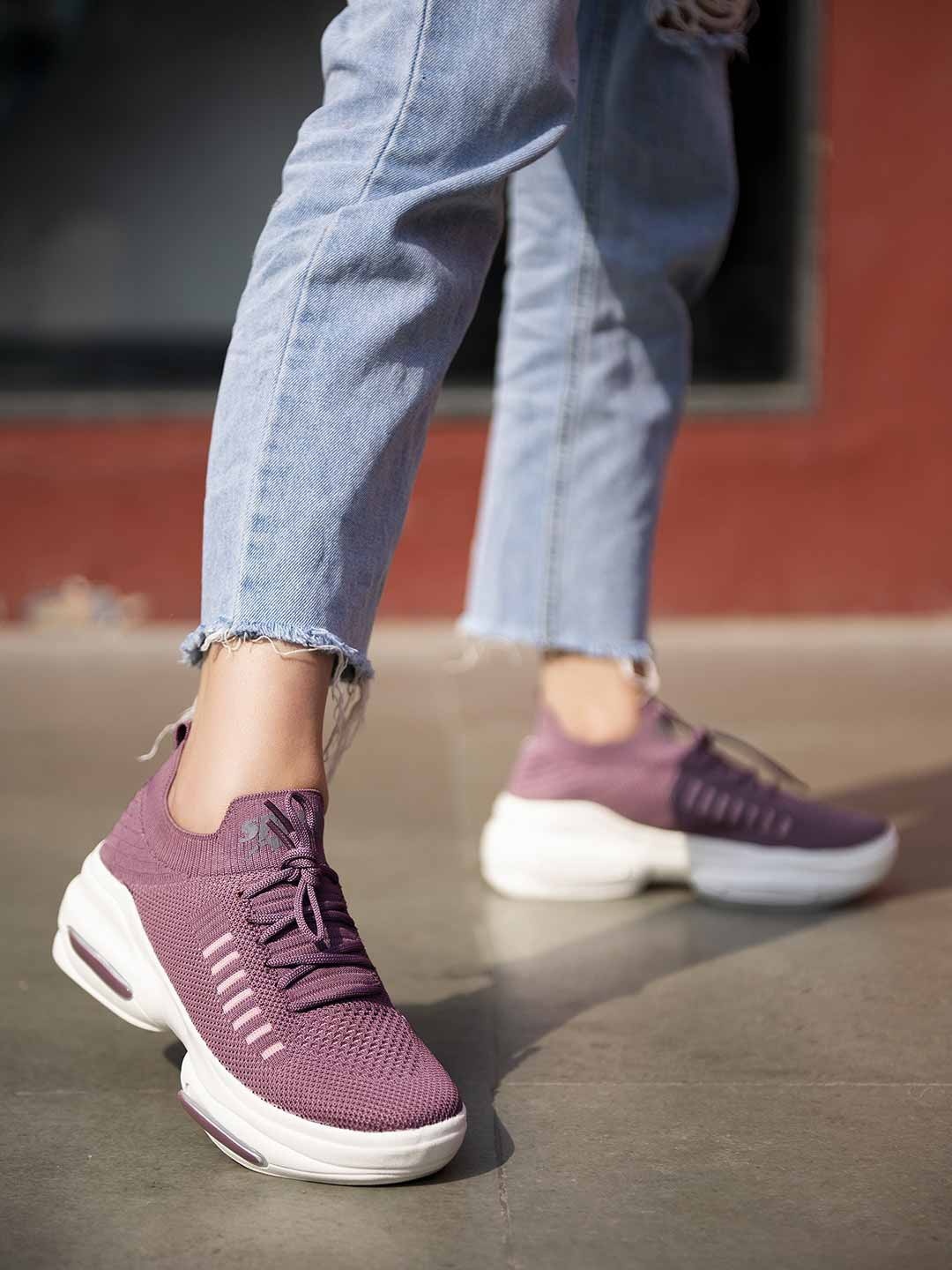 

Shoetopia Girls Purple Textured Sneakers