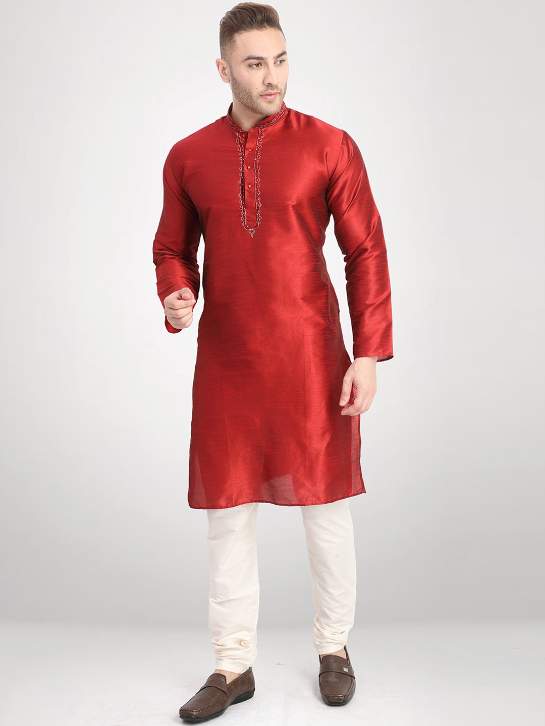 

RG DESIGNERS Men Maroon Ethnic Motifs Embroidered Dupion Silk Kurta with Pyjamas