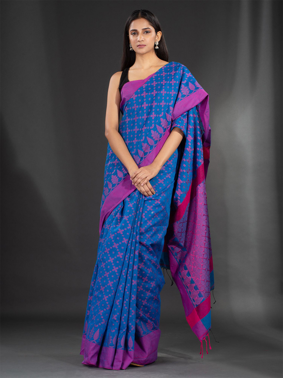 

Charukriti Teal & Pink Woven Design Pure Cotton Saree