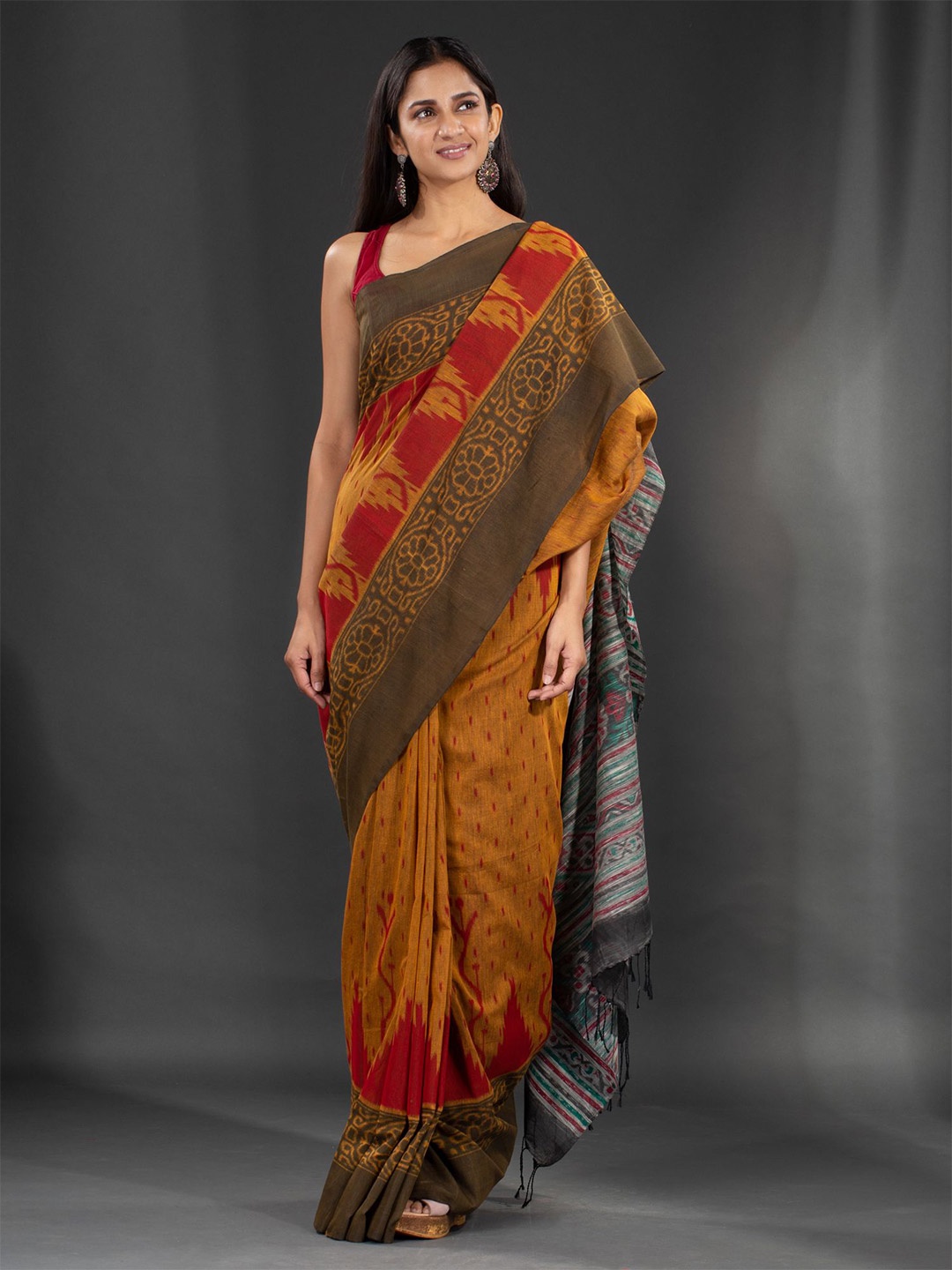 

Charukriti Rust & Red Pure Cotton Saree