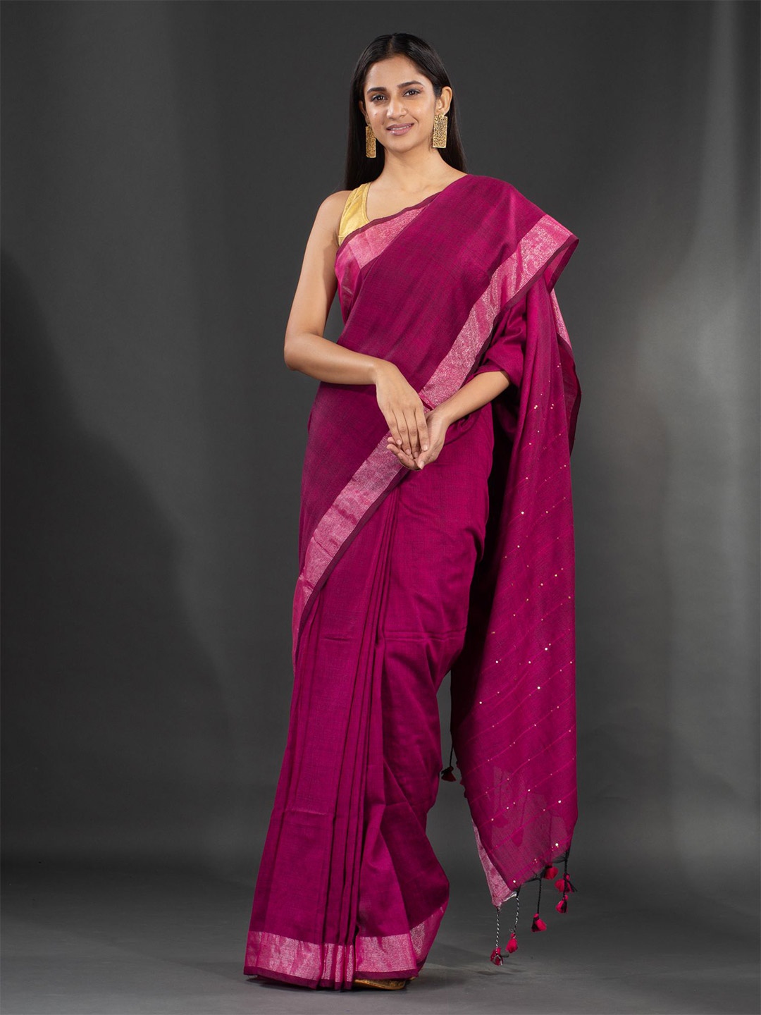 

Charukriti Magenta Solid Zari Saree