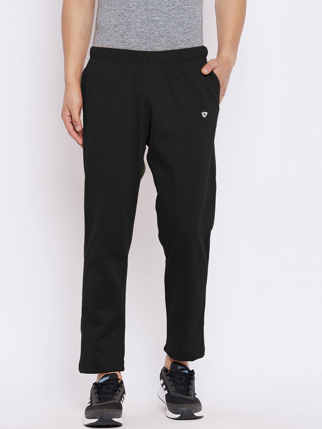 

FRENCH FLEXIOUS Men Black Solid Relaxed-Fit Track Pants