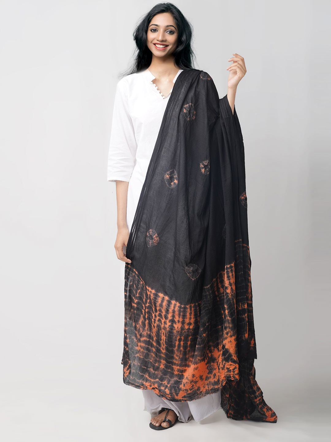 

Unnati Silks Black & Orange Tie and Dye Pure Cotton Dupatta