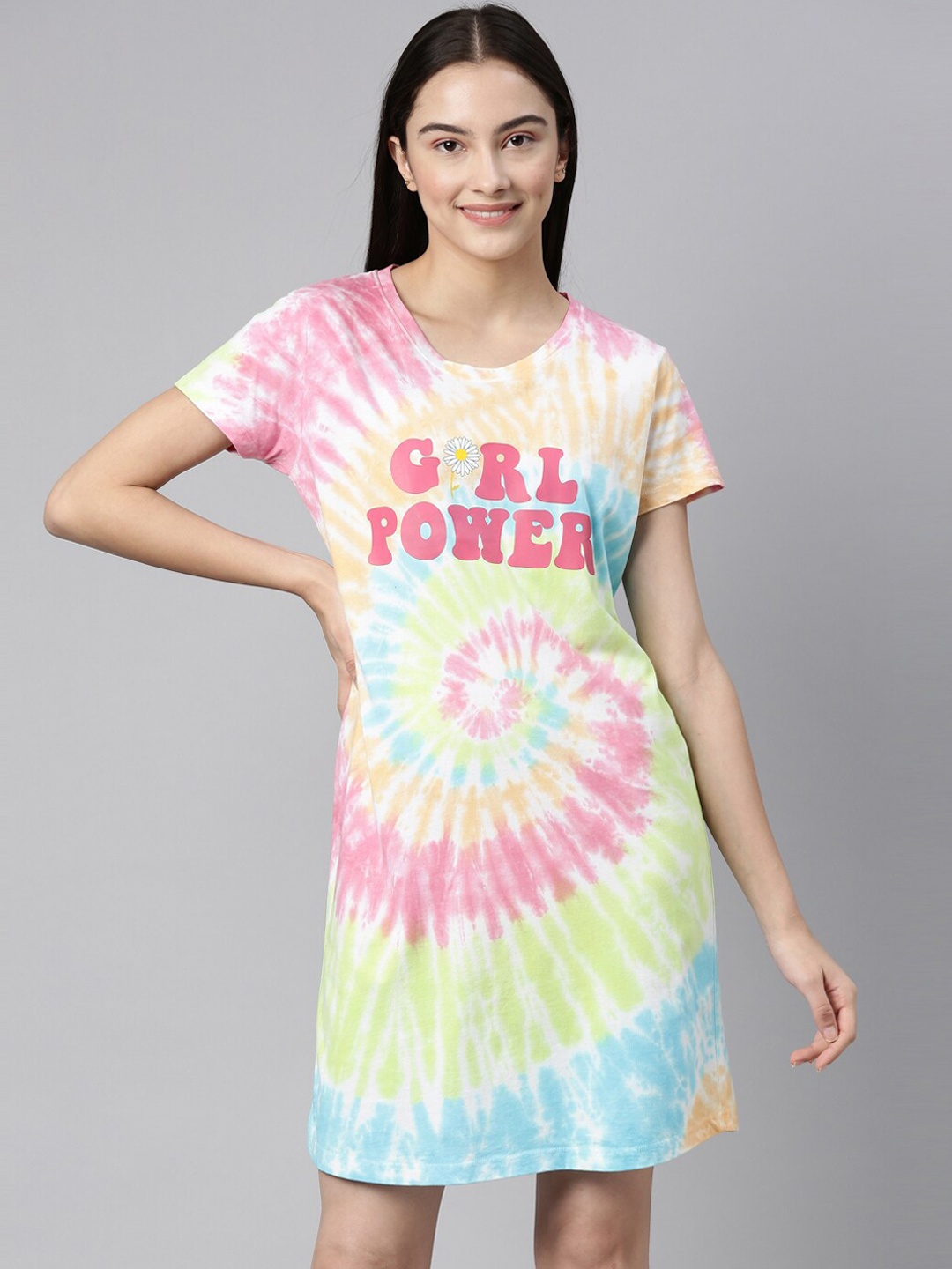 

Curare Women Yellow Tie & Dye Pure Cotton Nightdress