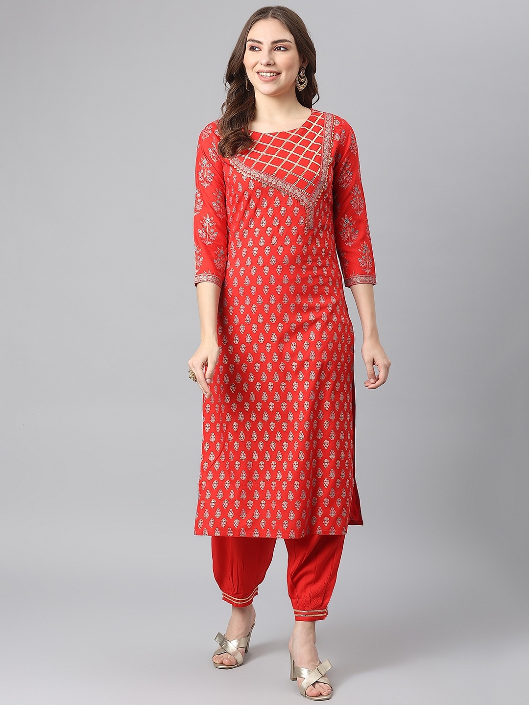 

KALINI Women Red Ethnic Motifs Printed Gotta Patti Kurta with Patiala