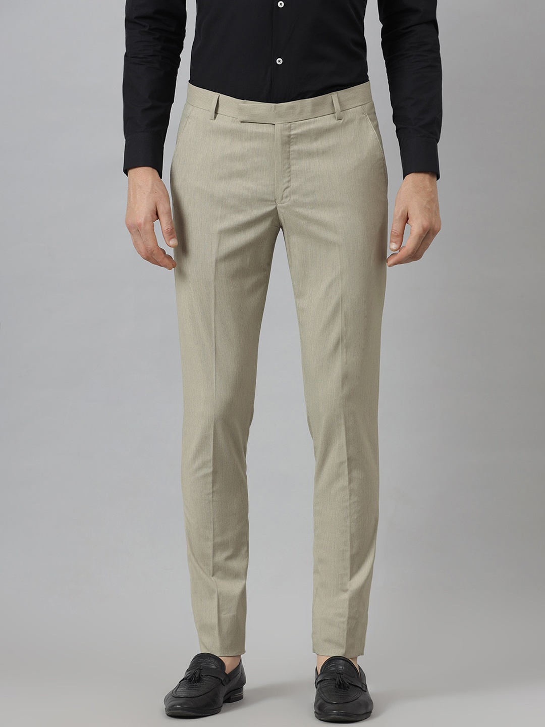 

MR BUTTON Men Beige Slim Fit Flat-Front Trousers