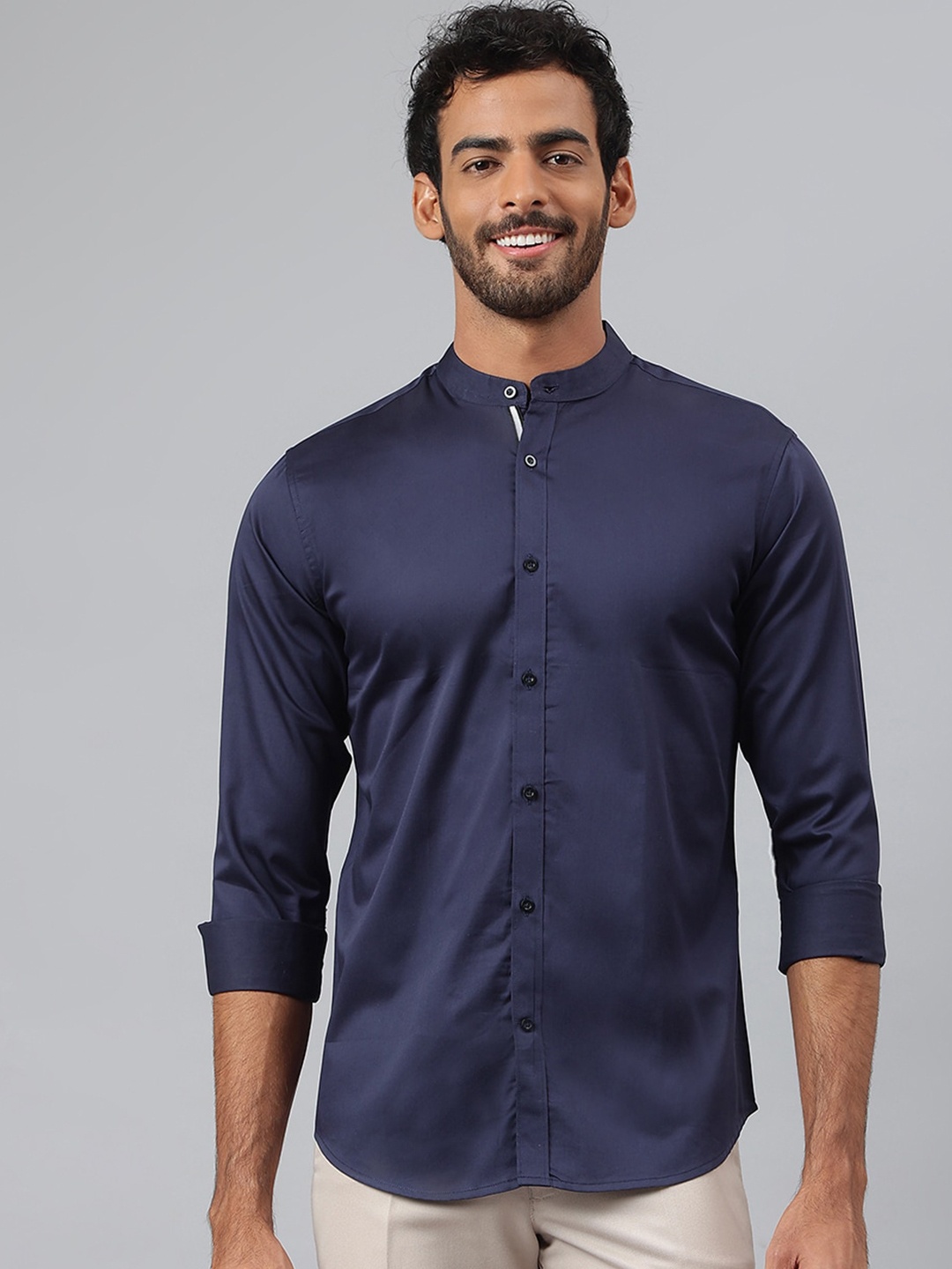 

MR BUTTON Men Navy Blue Smart Slim Fit Cotton Casual Shirt