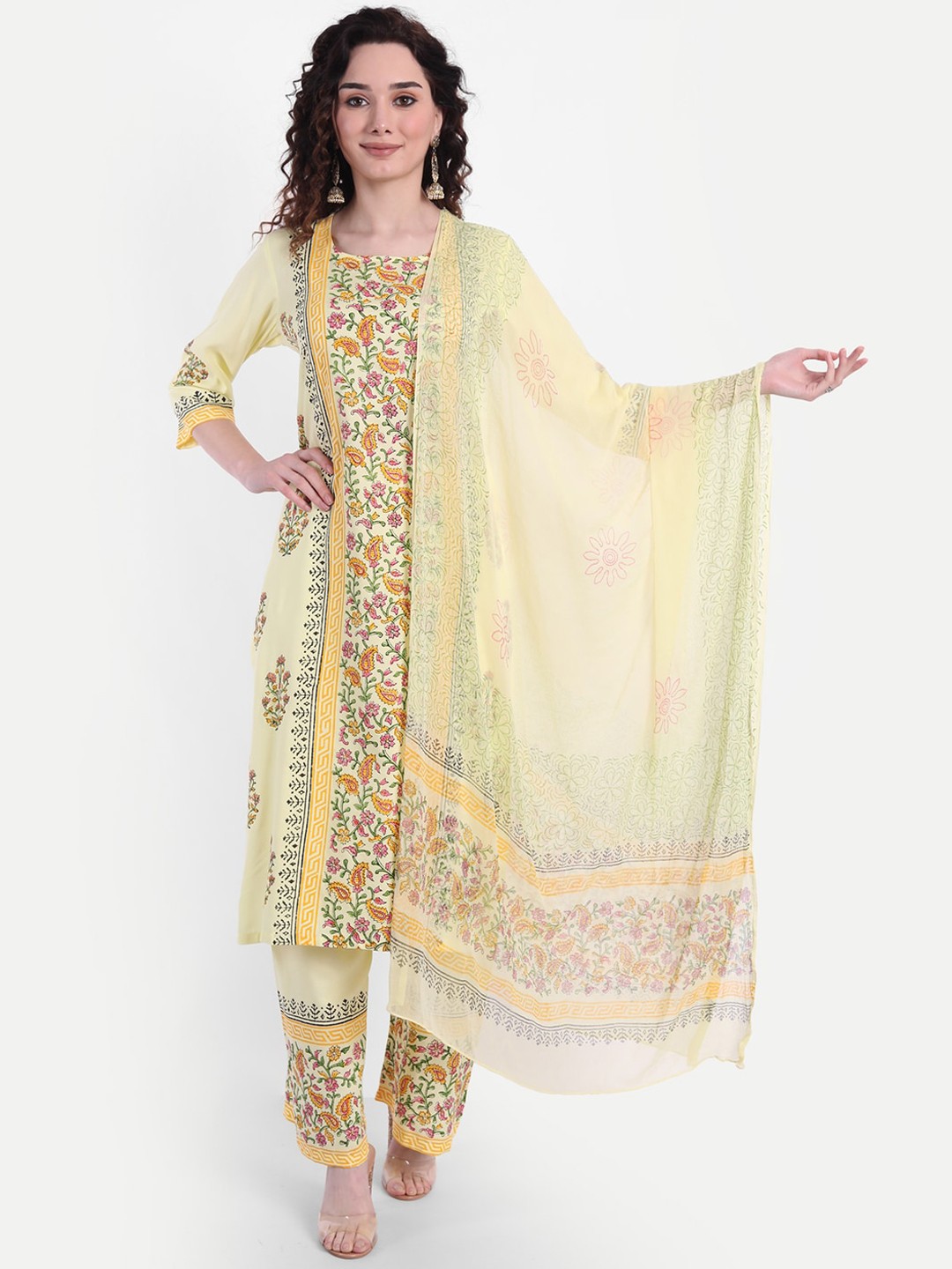 

Wyfees Women Yellow Floral Printed Kurta with Trousers & With Dupatta