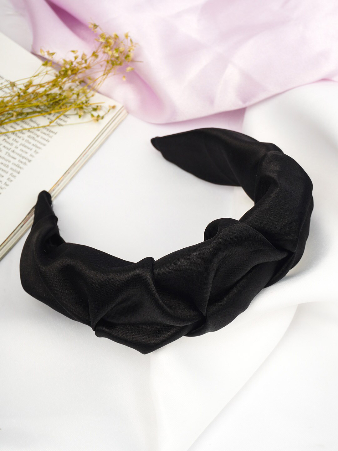 

Ferosh Women Black Solid Hairband