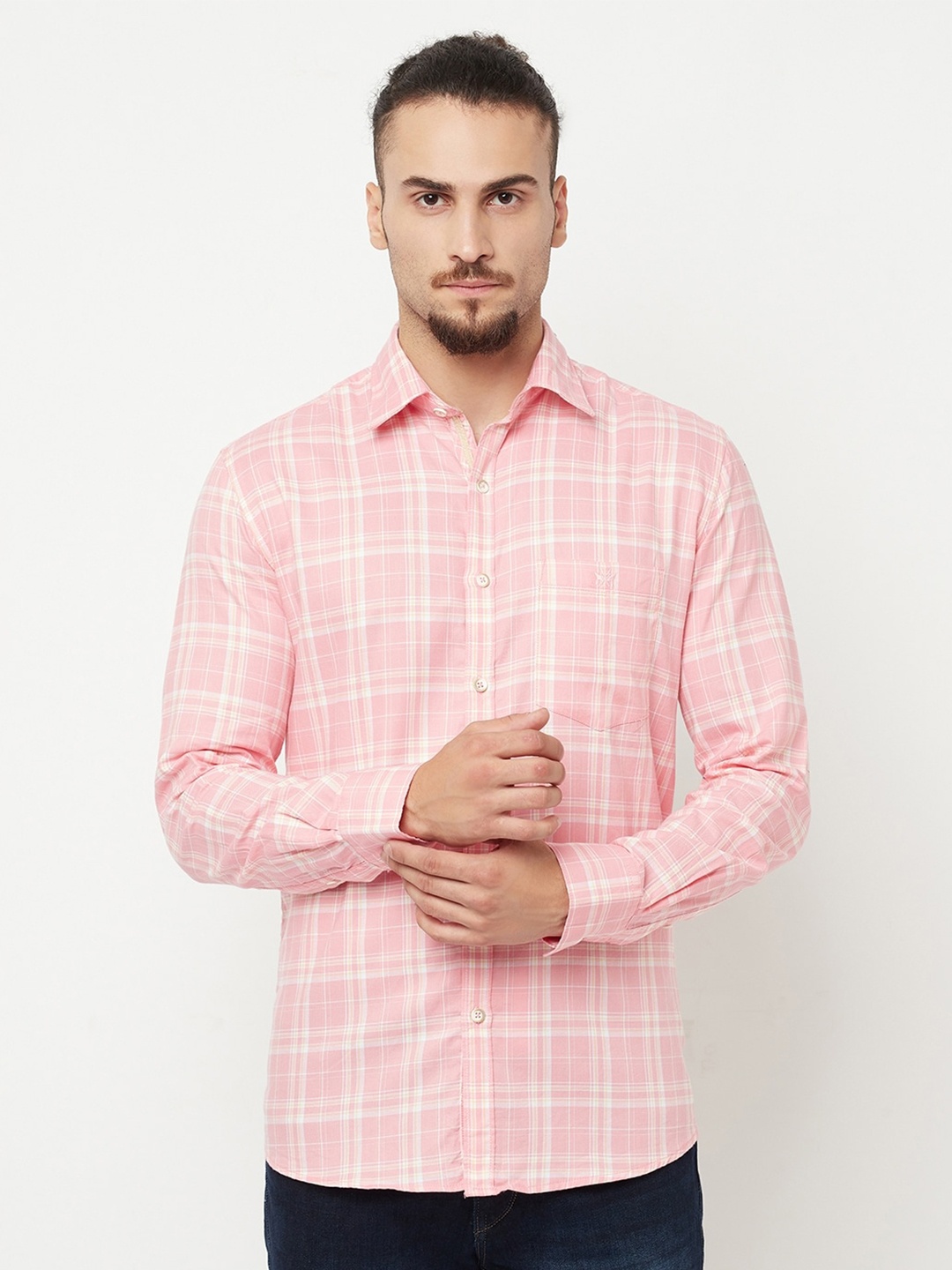

Crimsoune Club Men Pink Slim Fit Checked Casual Shirt
