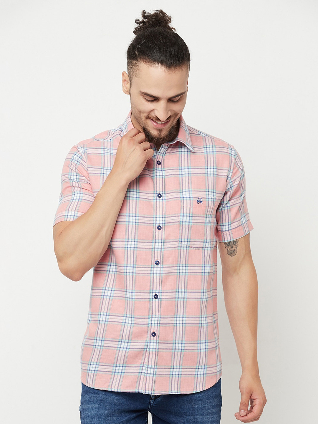 

Crimsoune Club Men Pink Slim Fit Tartan Checked Pure Cotton Casual Shirt