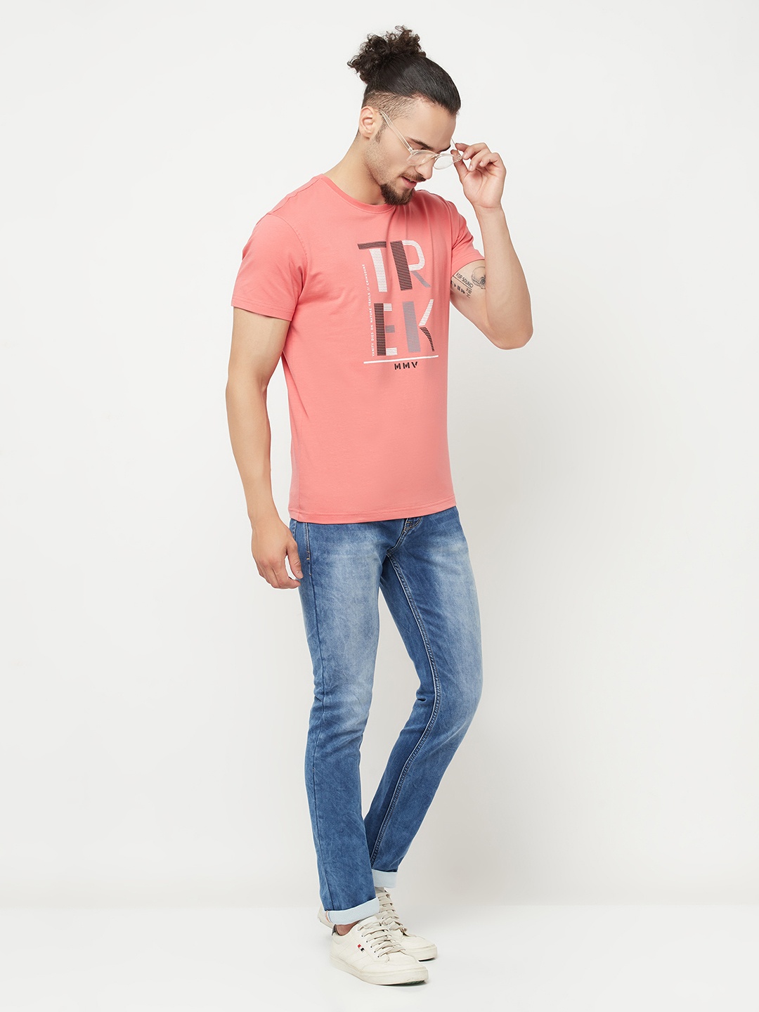 

Crimsoune Club Men Pink Typography Printed Slim Fit Outdoor Cotton Blend T-shirt