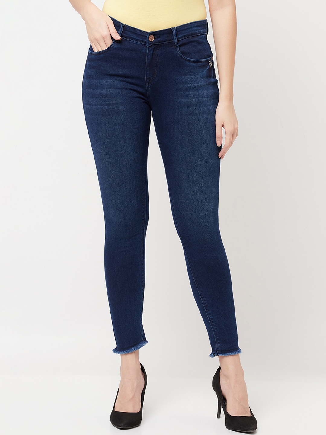 

Crimsoune Club Women Blue Super Skinny Fit Light Fade Stretchable Jeans