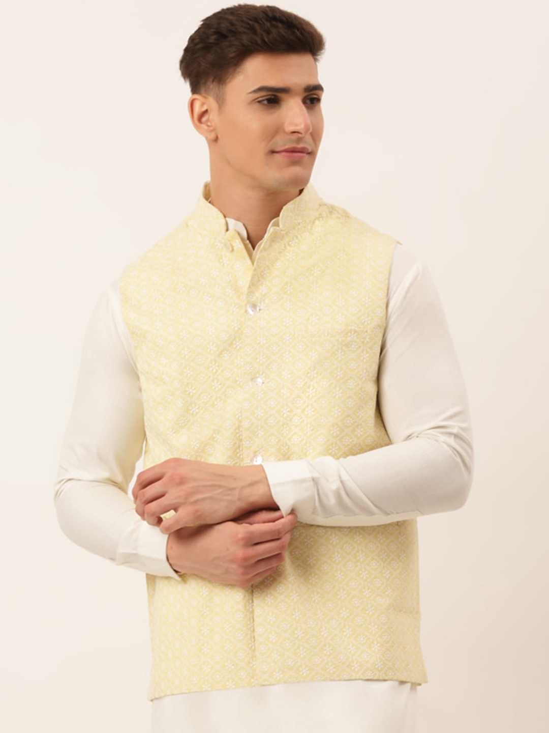 

Jompers Men Yellow & White Embroidered Woven Pure Cotton Nehru Jacket 100% Cotton