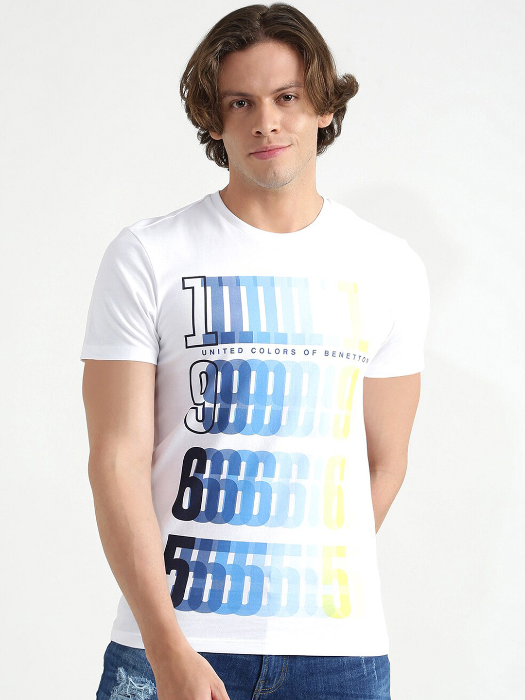 

United Colors of Benetton Men White & Blue Typography Printed T-shirt