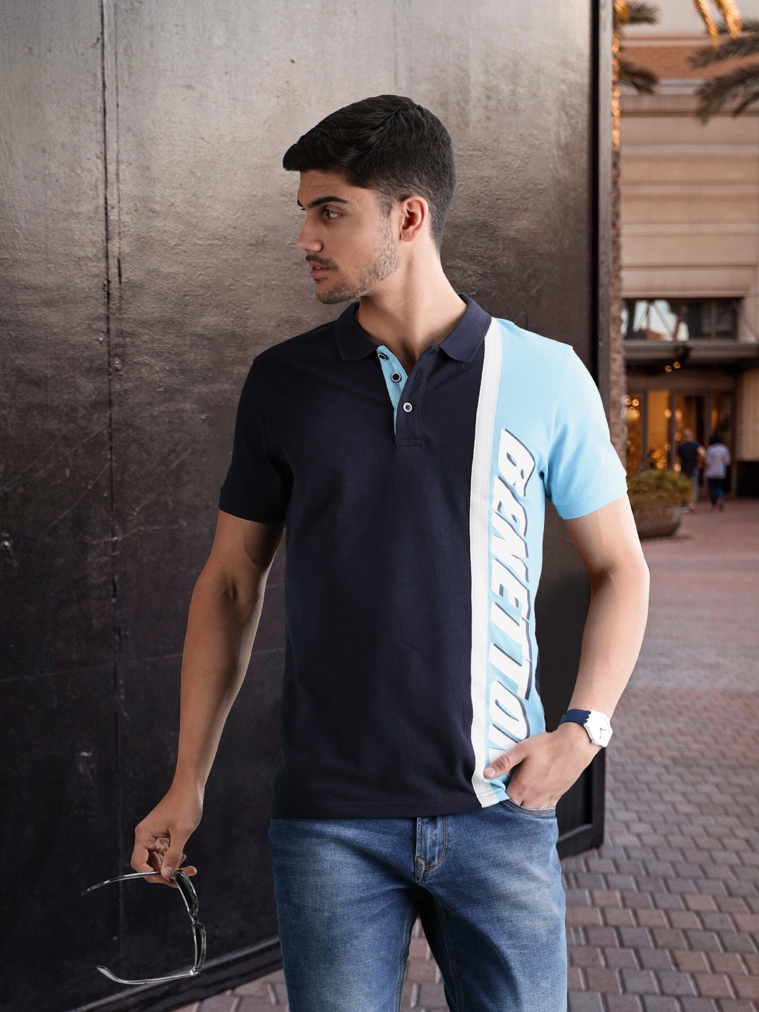

United Colors of Benetton Men Navy Blue Colourblocked Polo Collar T-shirt