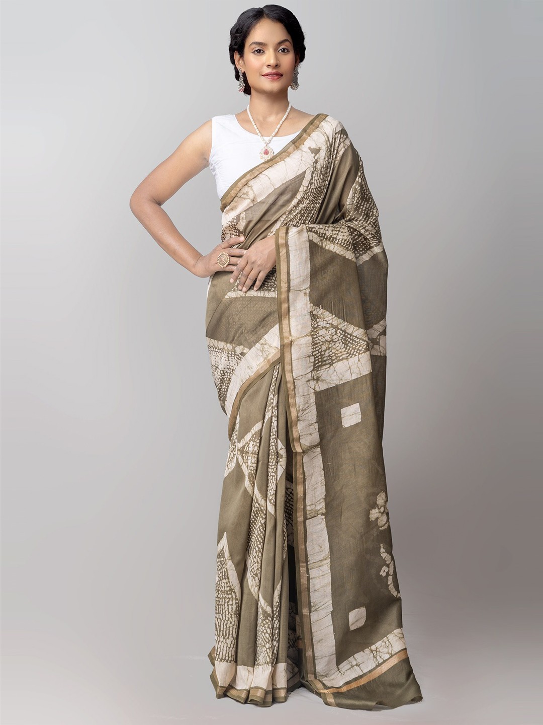 

Unnati Silks Green & Off White Batik Zari Silk Cotton Chanderi Saree