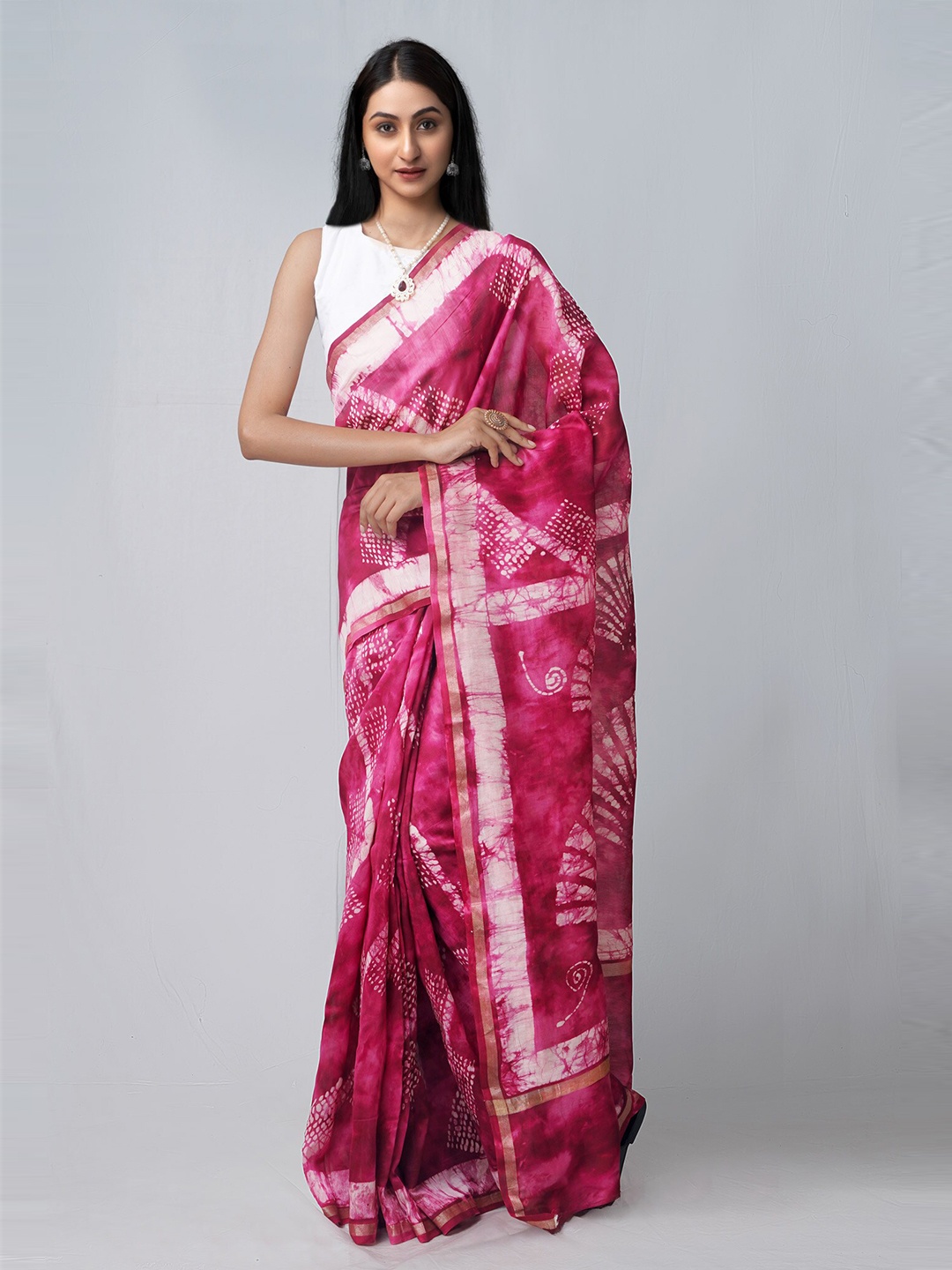 

Unnati Silks Fuchsia & White Batik Zari Handloom Sustainable Silk Cotton Chanderi Saree