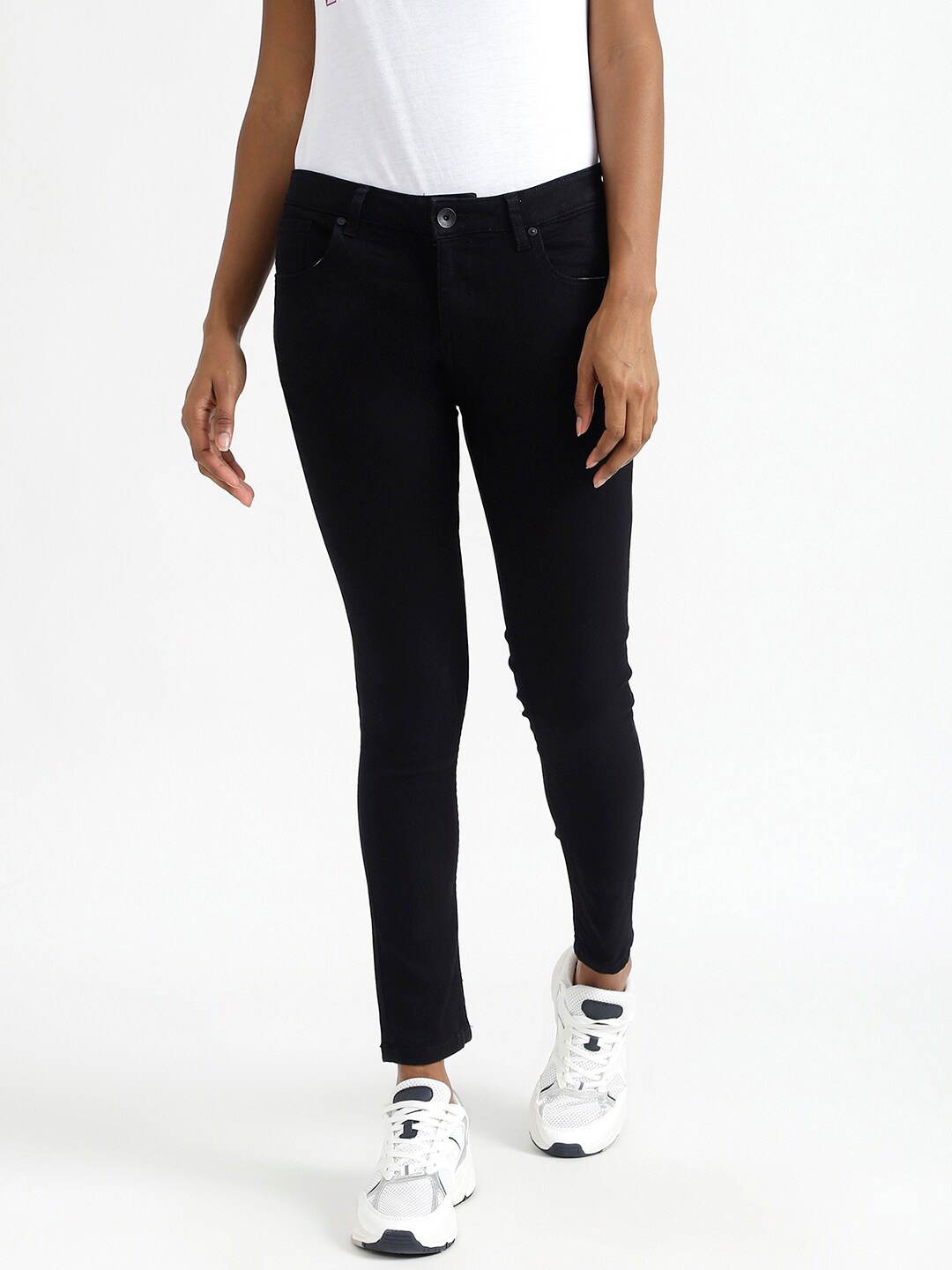 

United Colors of Benetton Women Black Solid Skinny Fit Jeggings