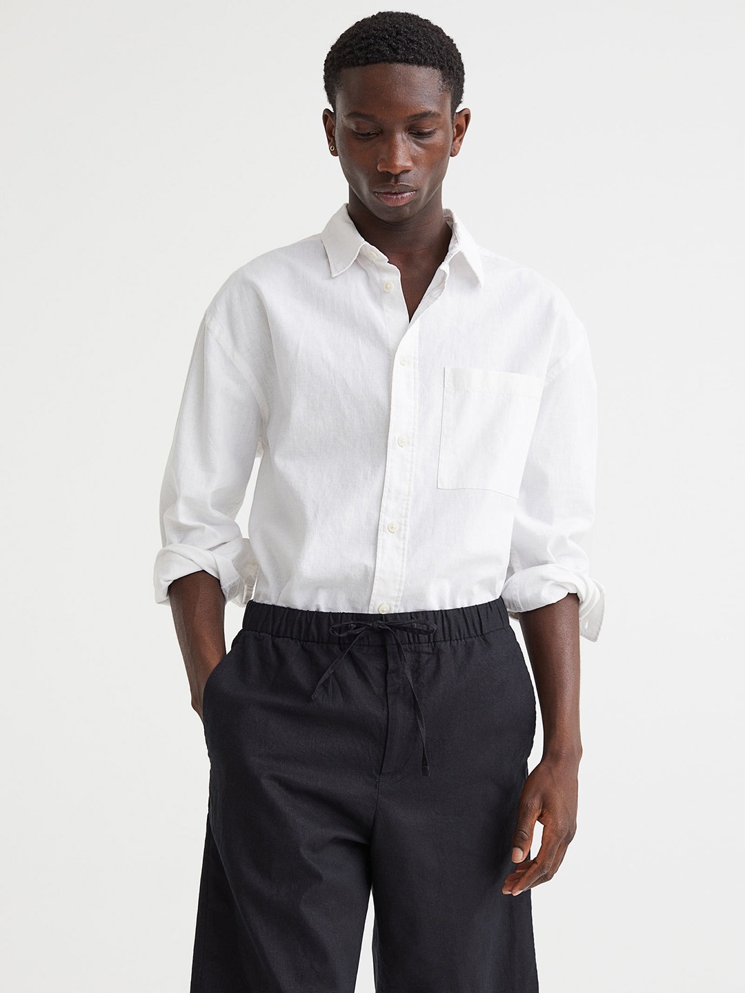 

H&M Black Shorts Relaxed Fit