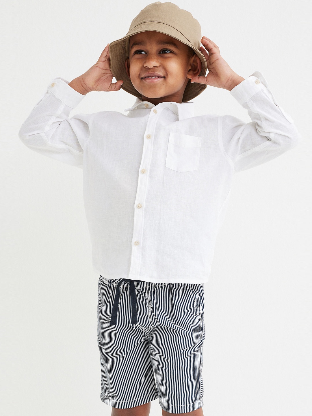 

H&M Boys Navy Blue & White Striped Cotton Shorts