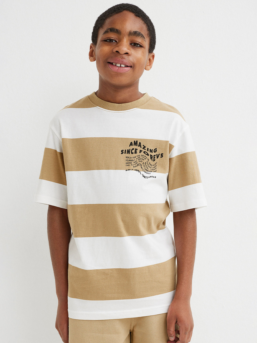 

H&M Boys White & Beige Printed T-shirt