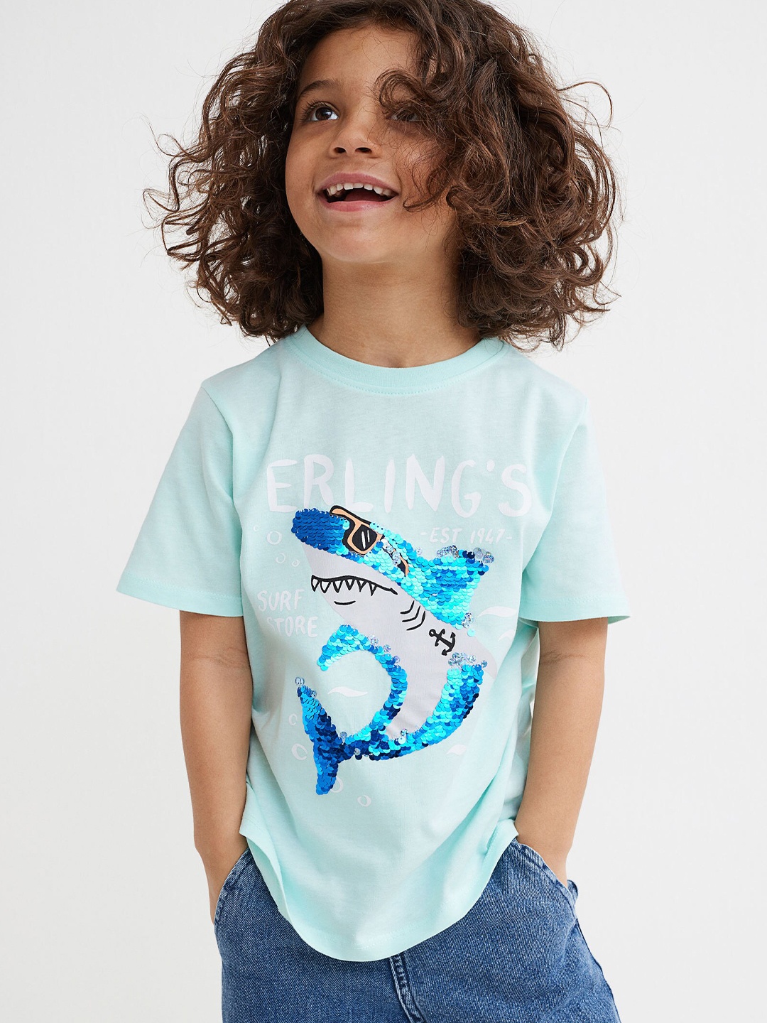

H&M Boys Turquoise Blue Reversible Sequin T-shirt