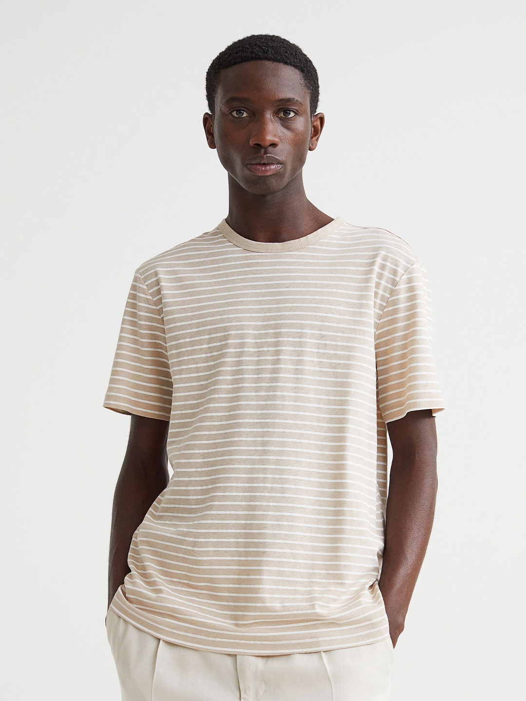 

H&M Men Beige Regular Fit Linen-Blend T-Shirt