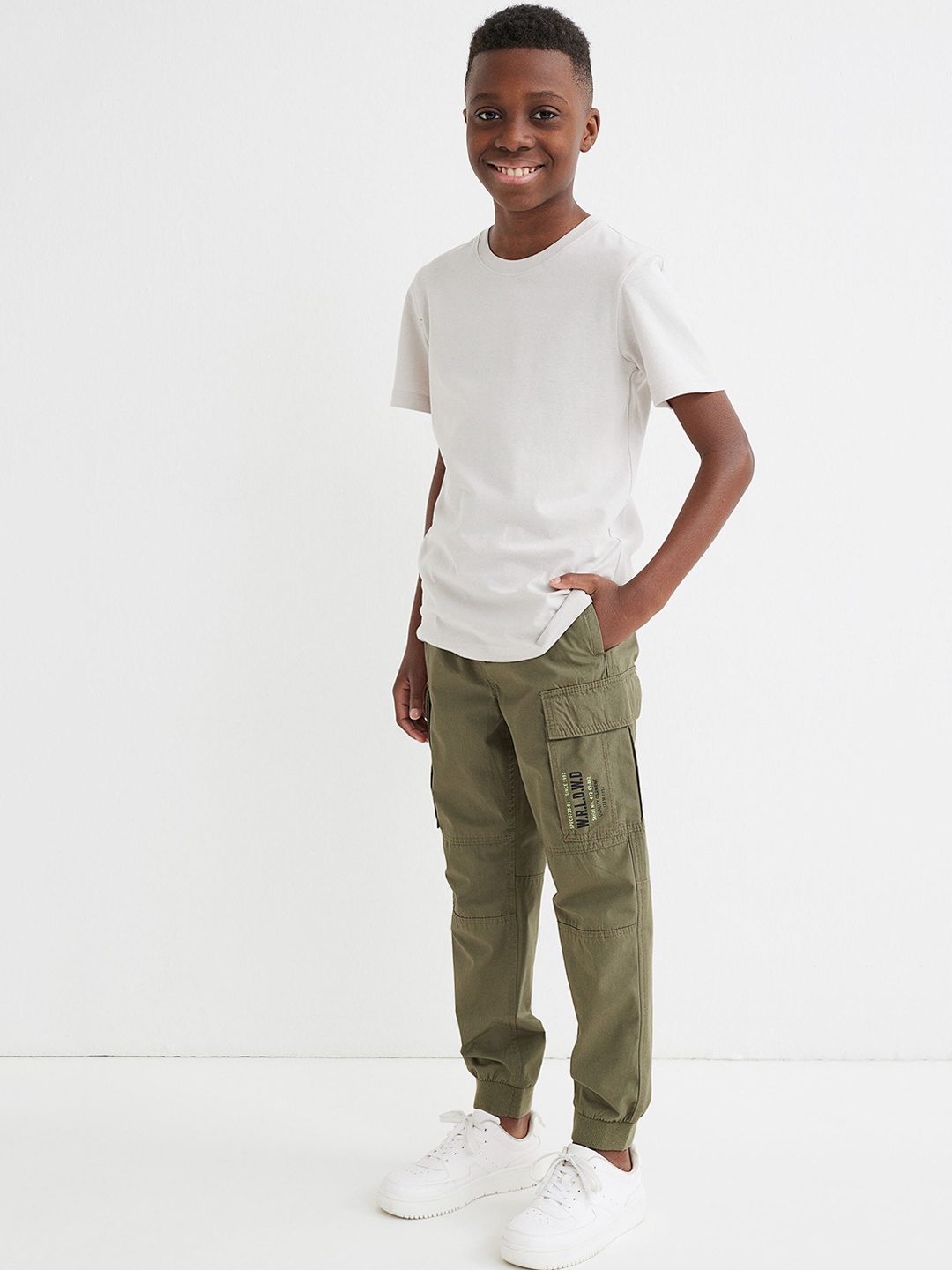 

H&M Boys Olive Green Cargo Joggers