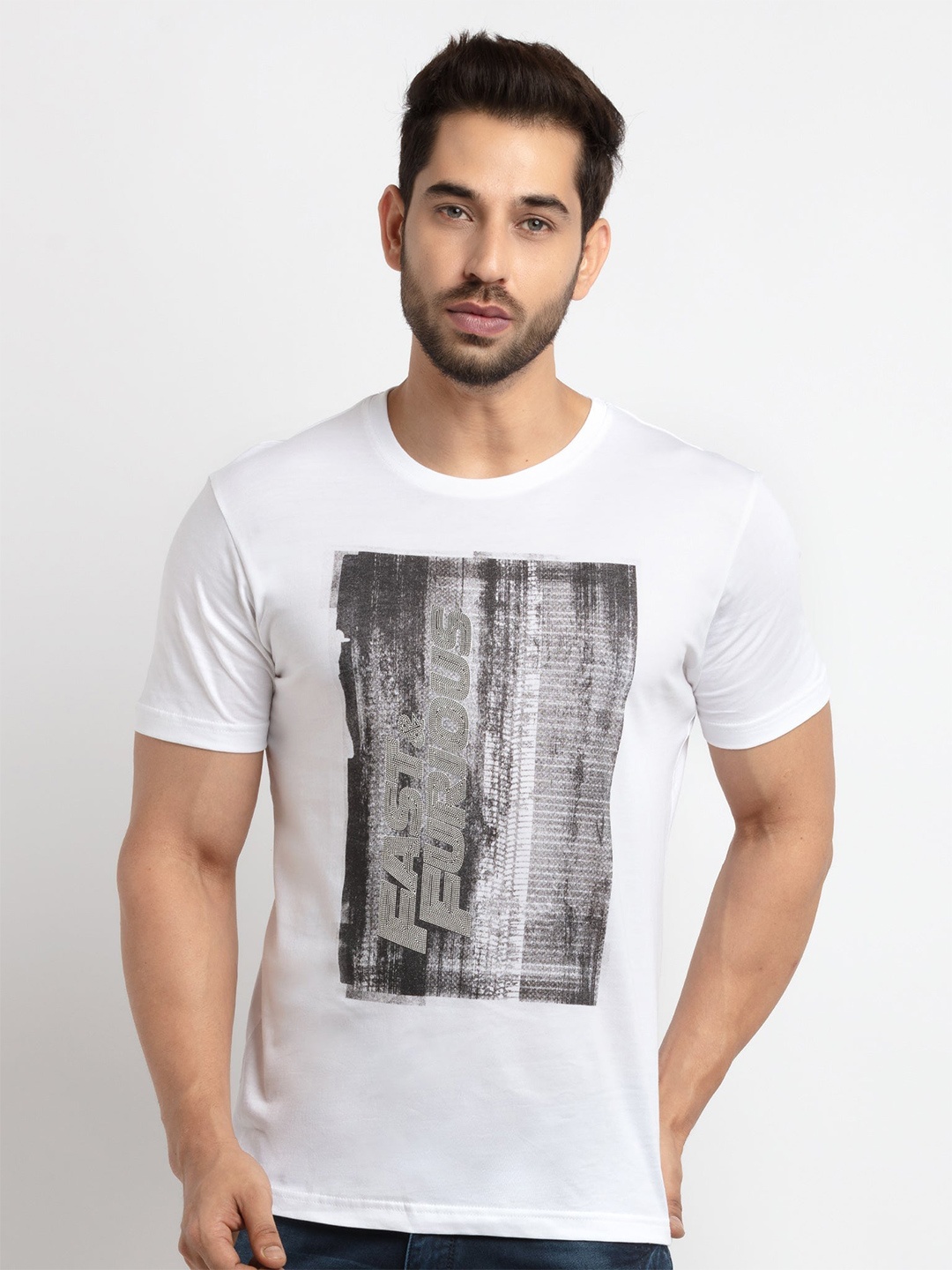 

Status Quo Men White Fast & Furious Printed Cotton T-shirt