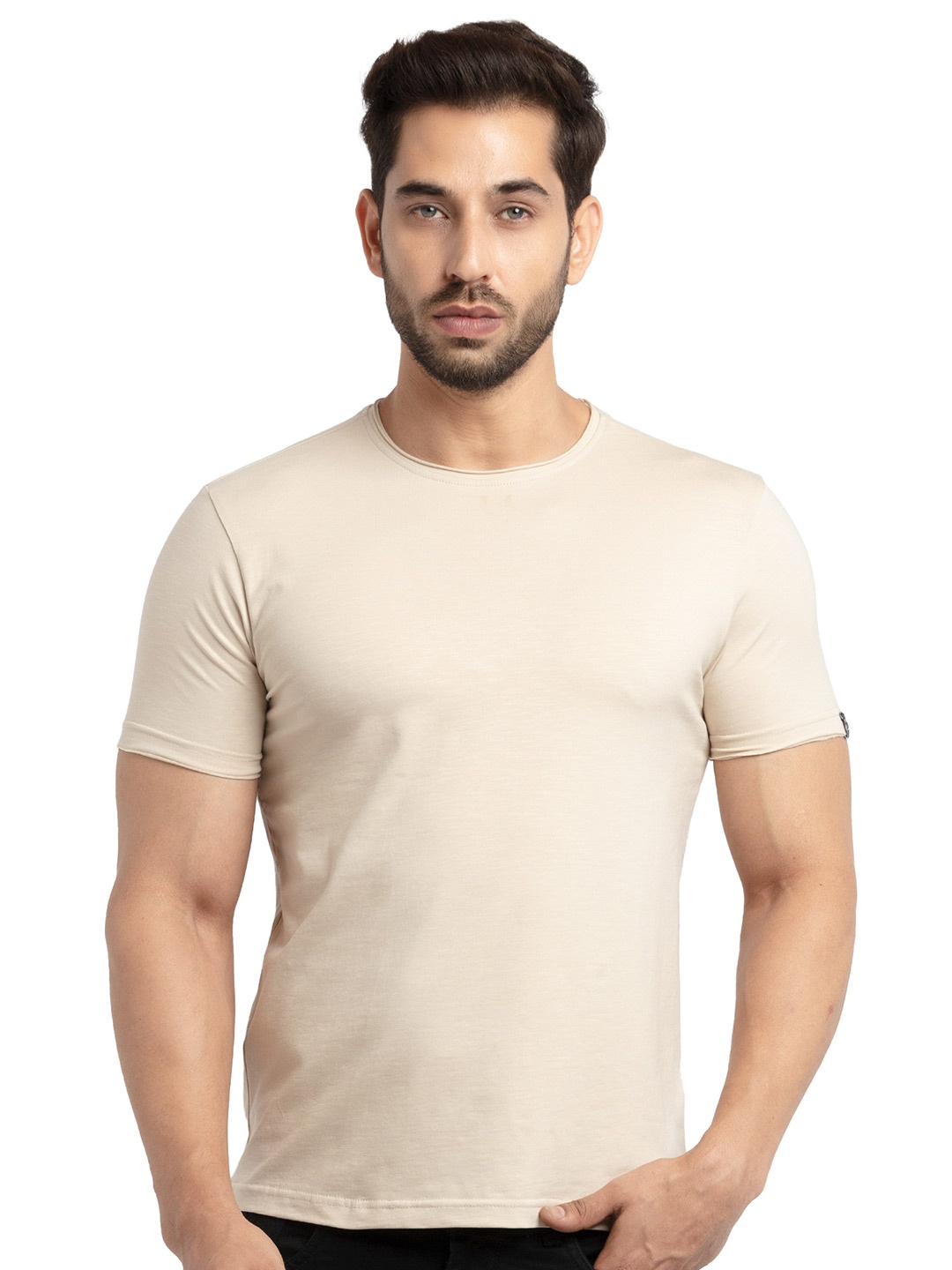 

Status Quo Men Beige Solid T-shirt